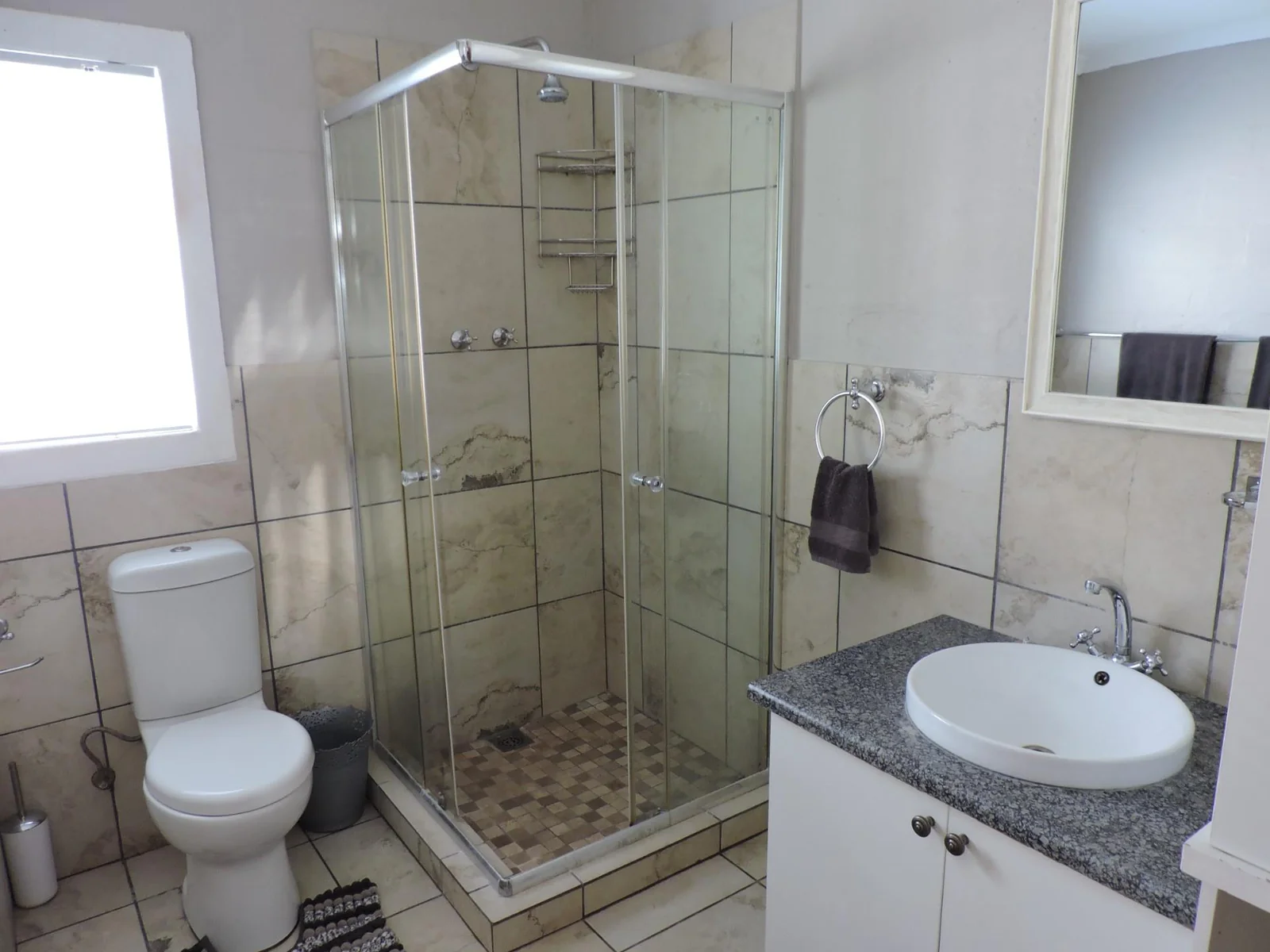 Fully Furnished 2 Bedroom House to Rent in Postmasburg