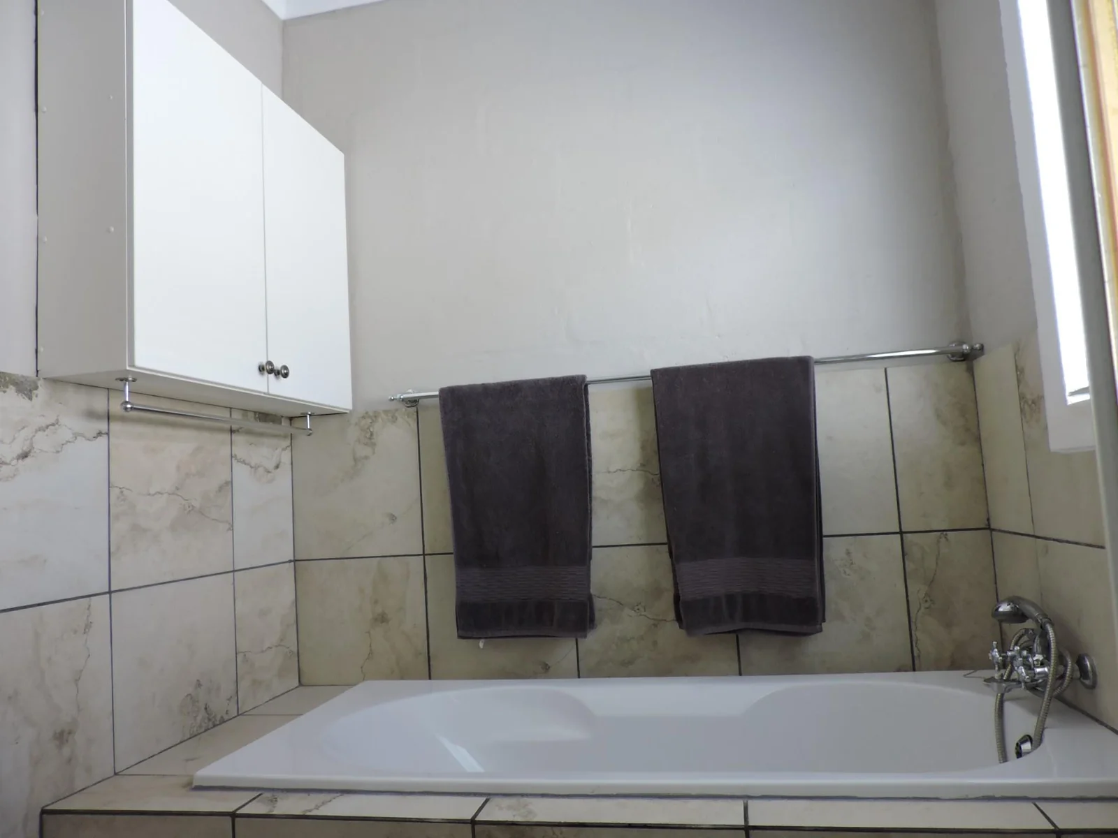 Fully Furnished 2 Bedroom House to Rent in Postmasburg