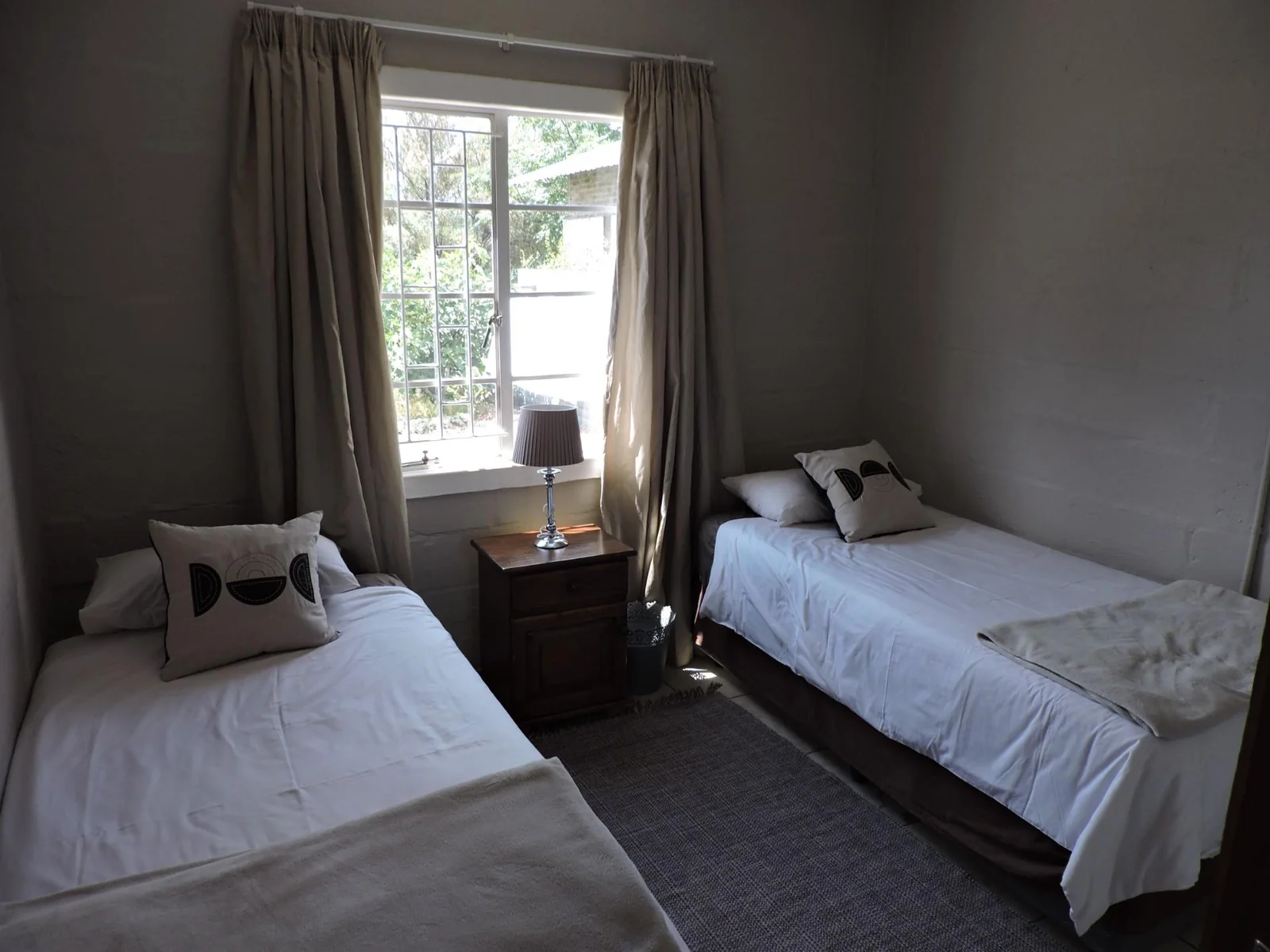Fully Furnished 2 Bedroom House to Rent in Postmasburg
