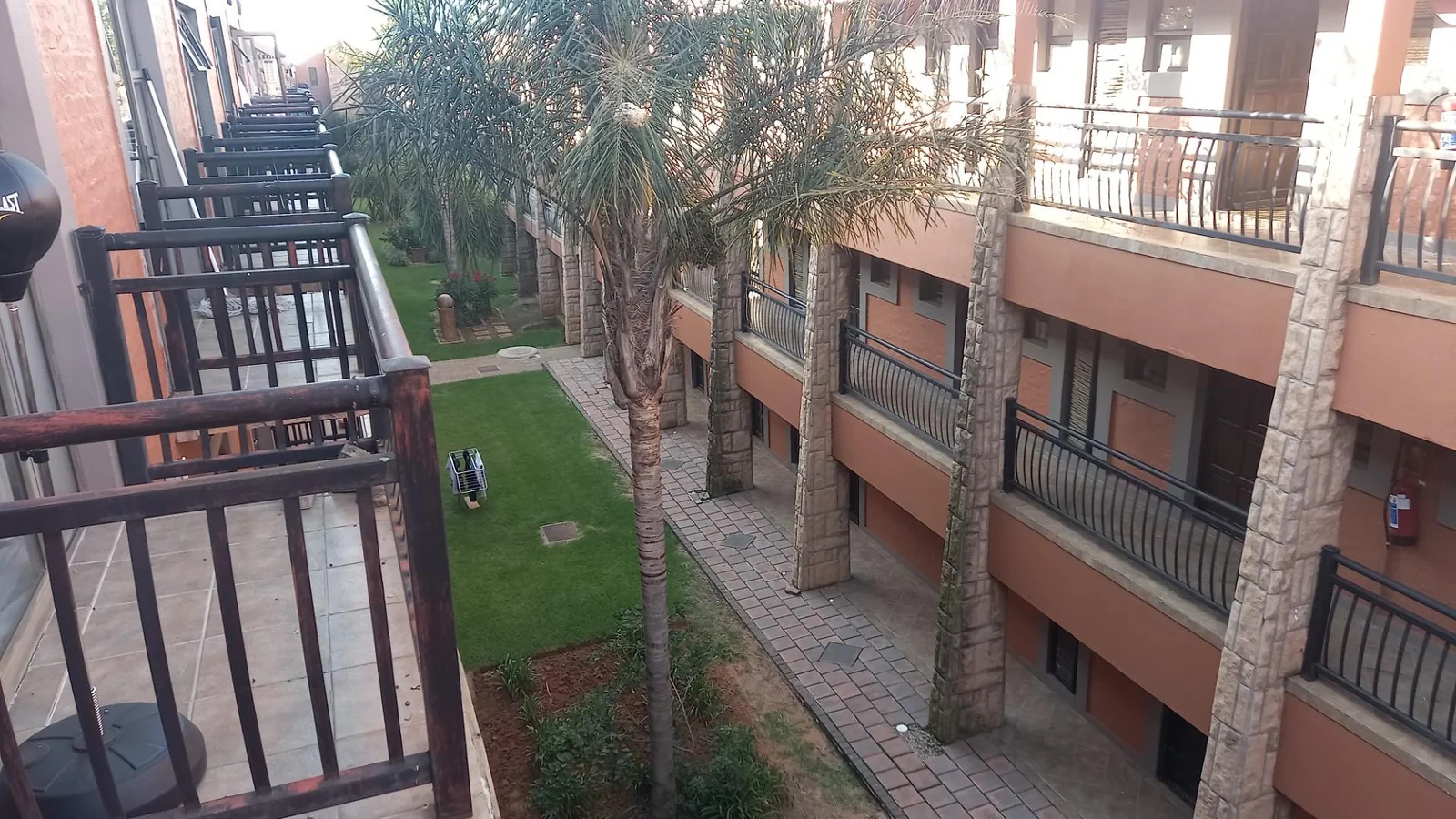 Bachelor Flat for sale in Spitskop