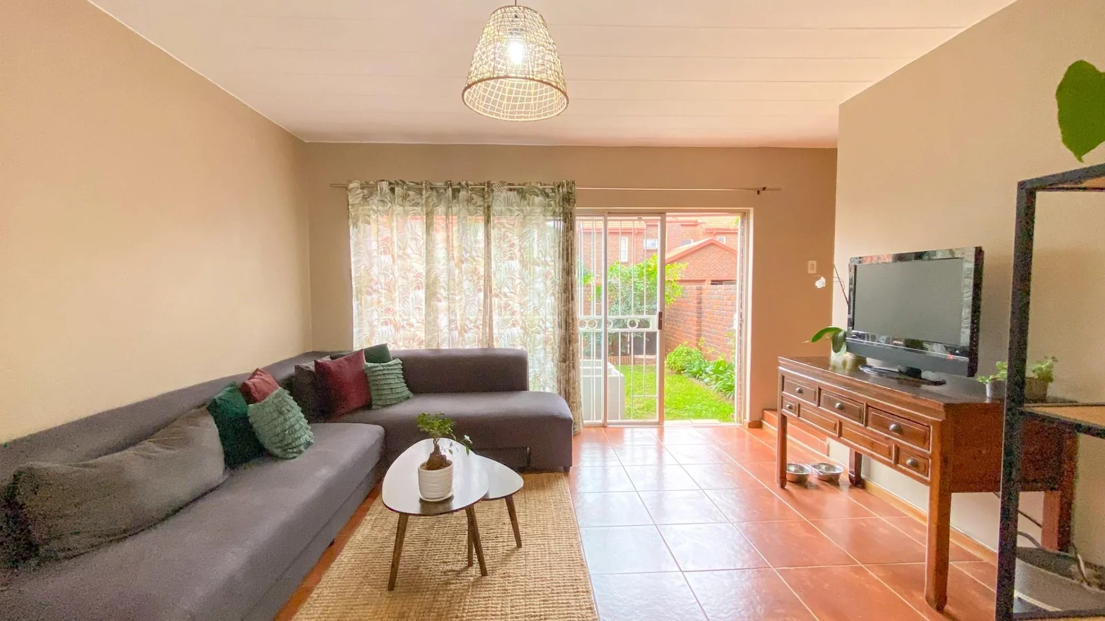 2 Bedroom Duplex to Let in Pierre van Ryneveld<br/>*Available 1 November 2026*