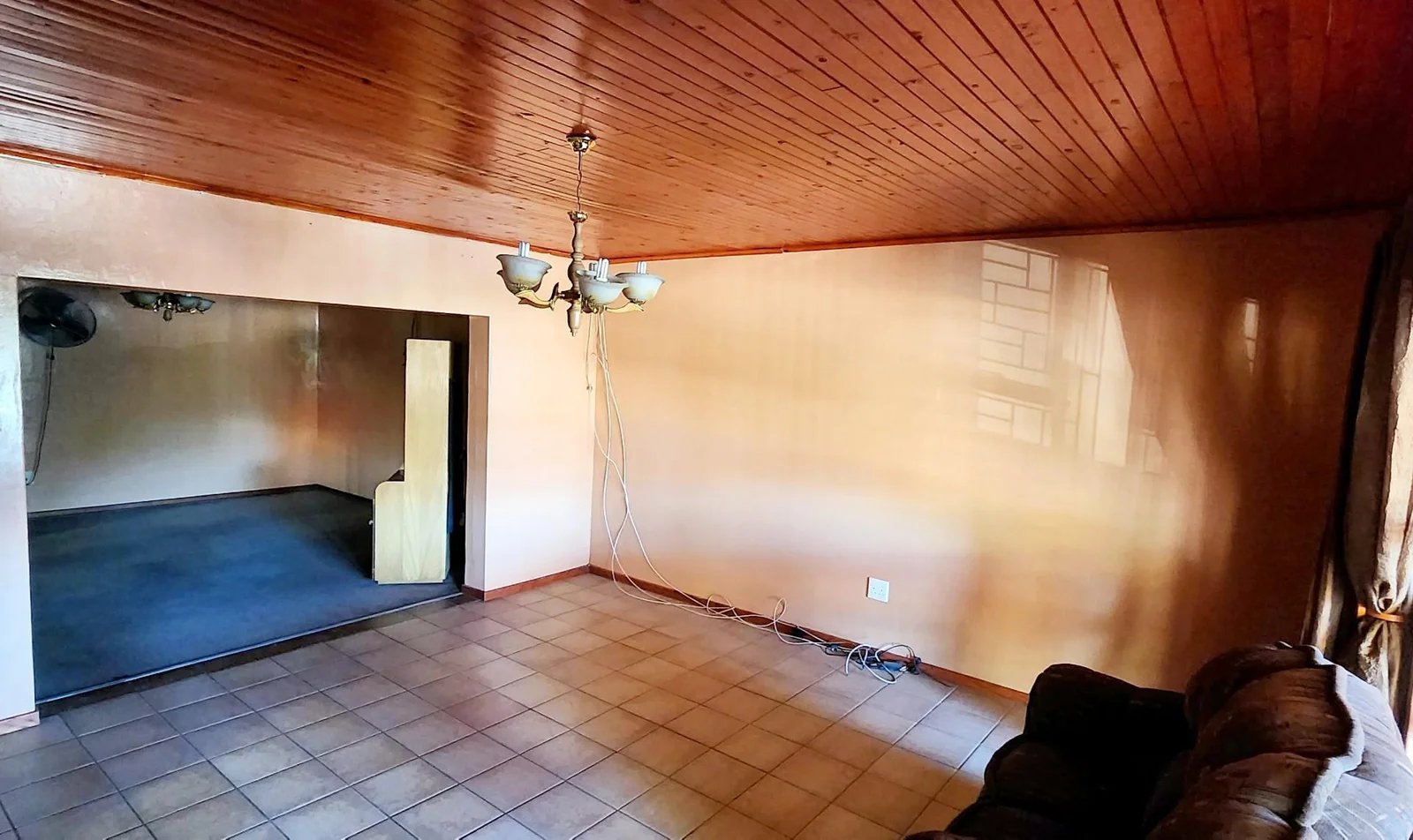 4 Bedroom House For sale with 2 Spacious Flats