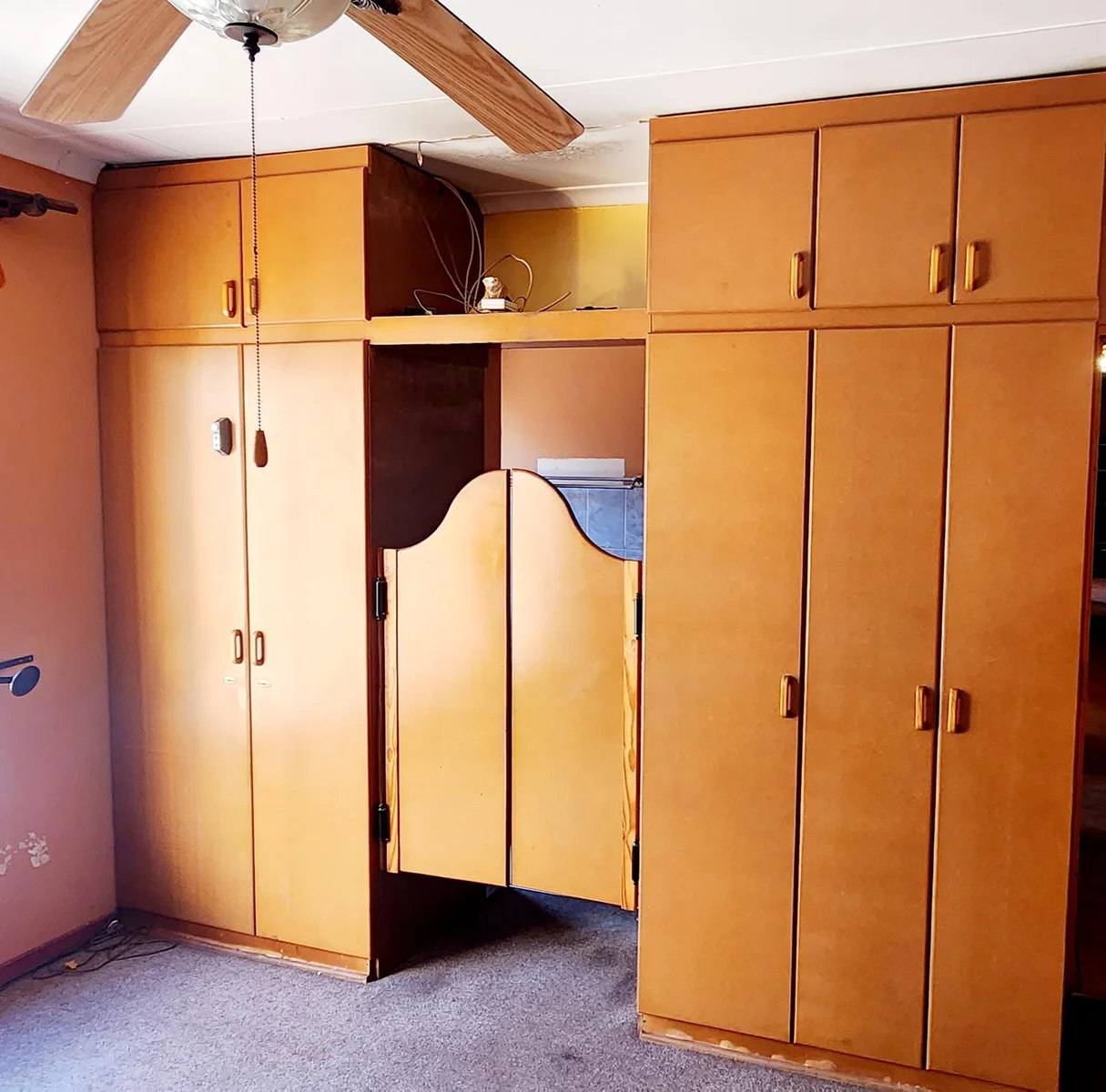 4 Bedroom House For sale with 2 Spacious Flats