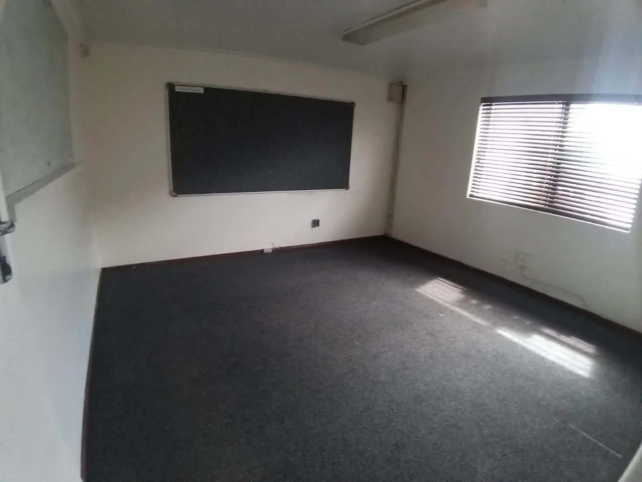 2 WAREHOUSES WITH OFFICES FOR SALE IN KILLARNEY GARDENS