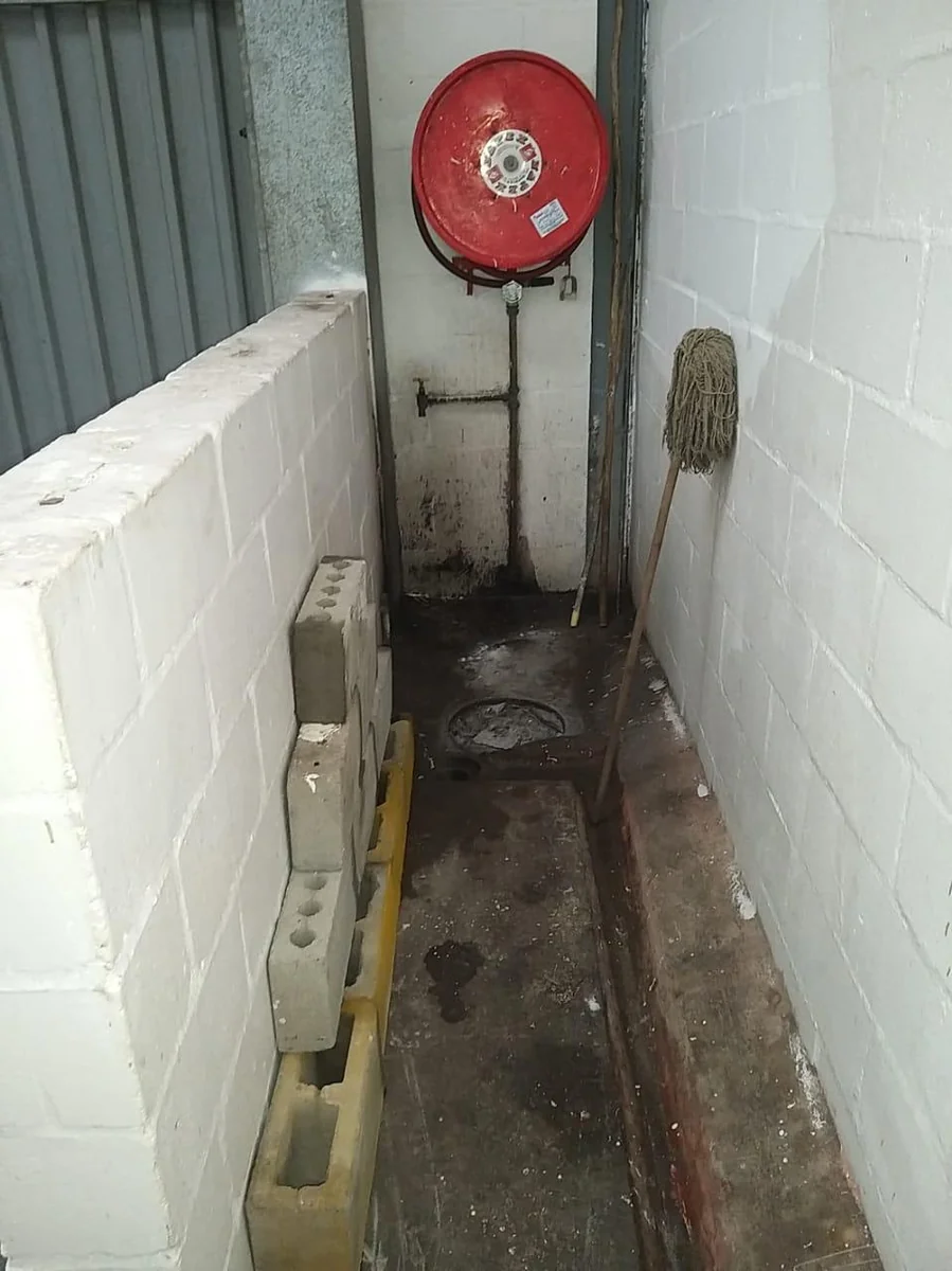 2 WAREHOUSES WITH OFFICES FOR SALE IN KILLARNEY GARDENS