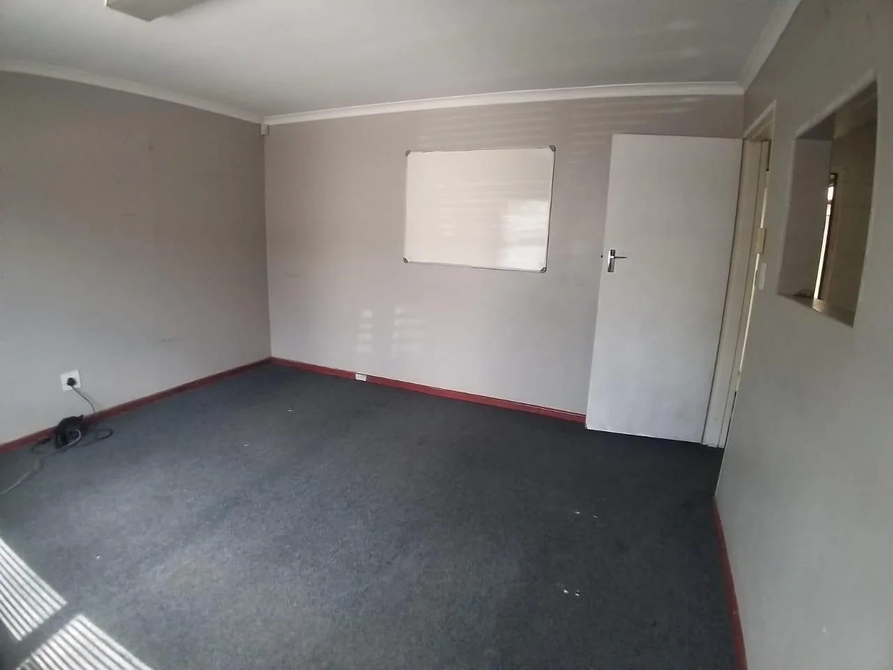 2 WAREHOUSES WITH OFFICES FOR SALE IN KILLARNEY GARDENS