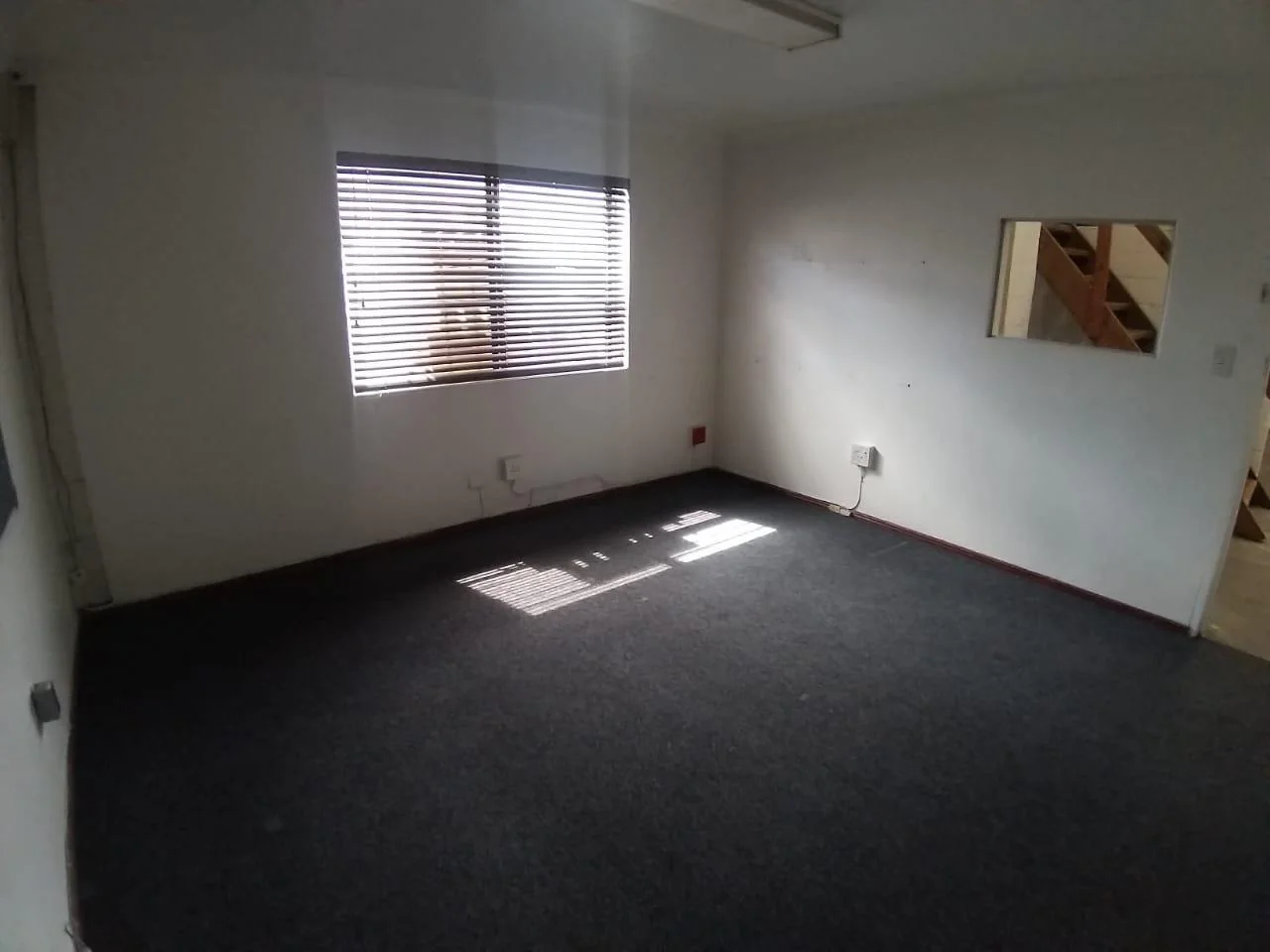 2 WAREHOUSES WITH OFFICES FOR SALE IN KILLARNEY GARDENS