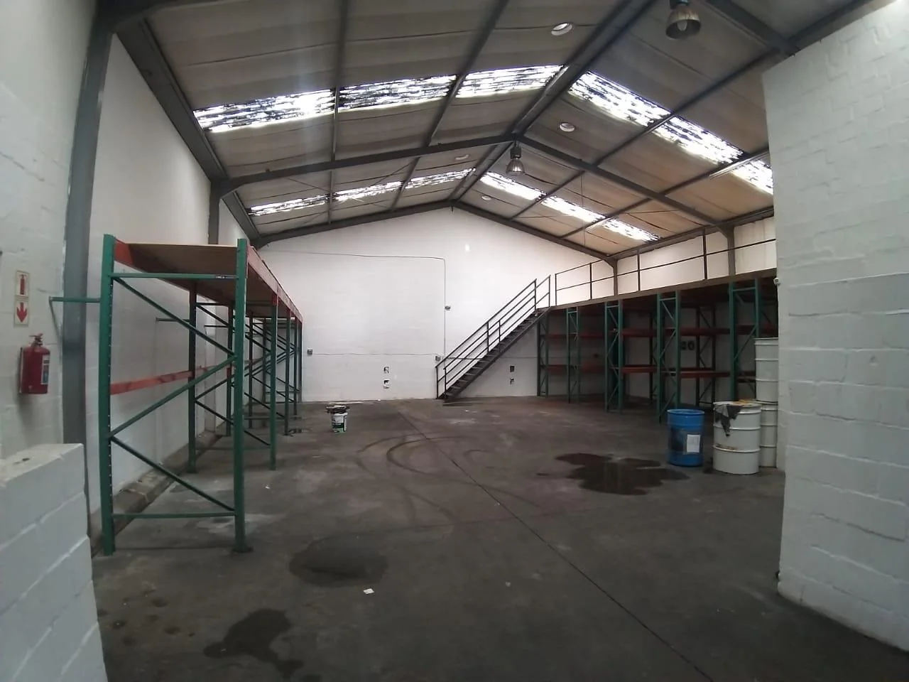 2 WAREHOUSES WITH OFFICES FOR SALE IN KILLARNEY GARDENS