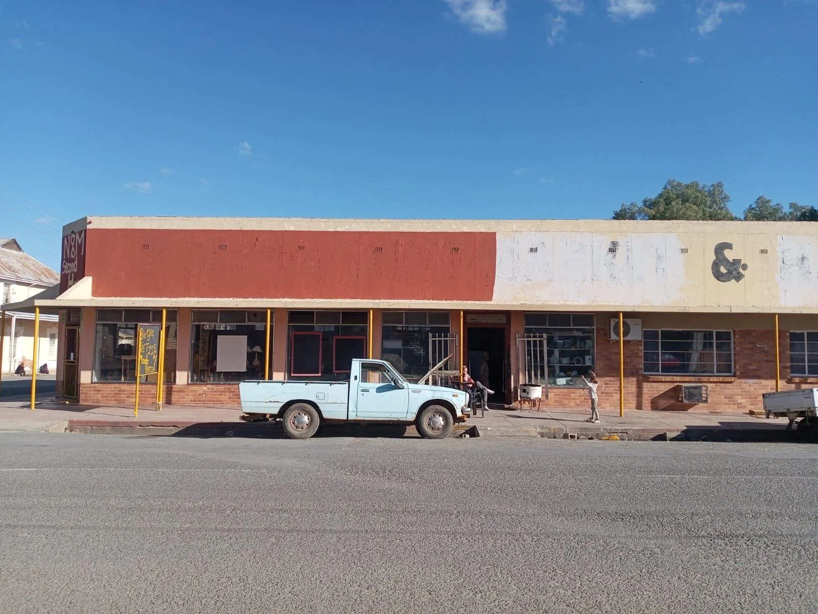 Prime Commercial Property with Excellent Investment Potential