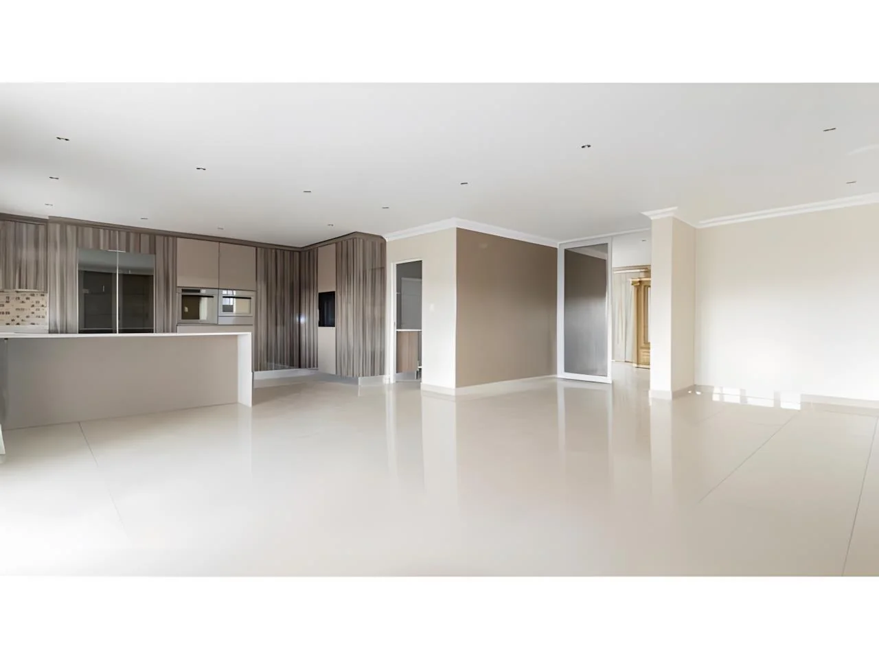 Luxurious 6 Bedroom Modern House in Midrand with Secure Living and Unmatched Convenience