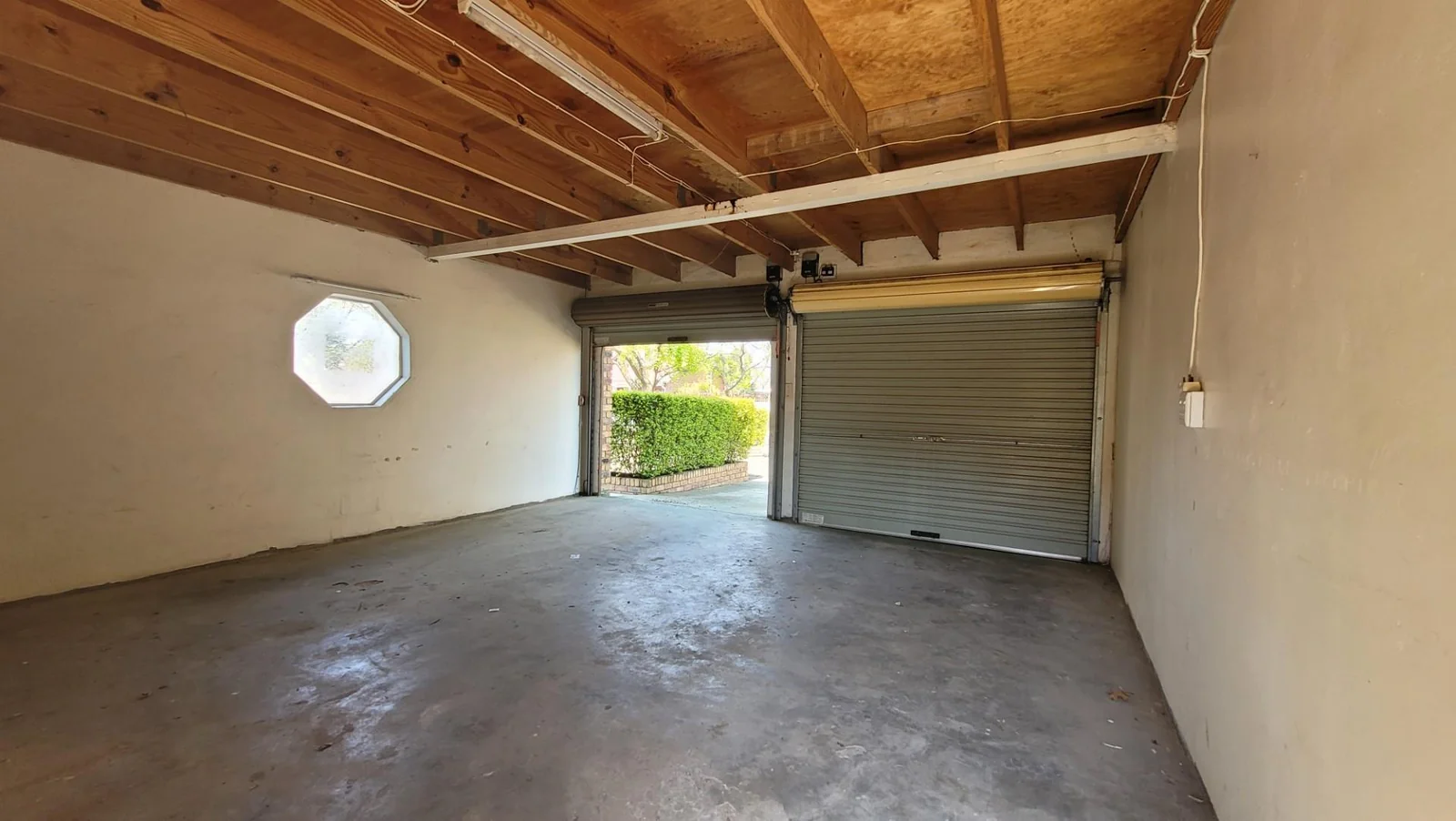 3 Bedroom home in quiet neighbourhood.