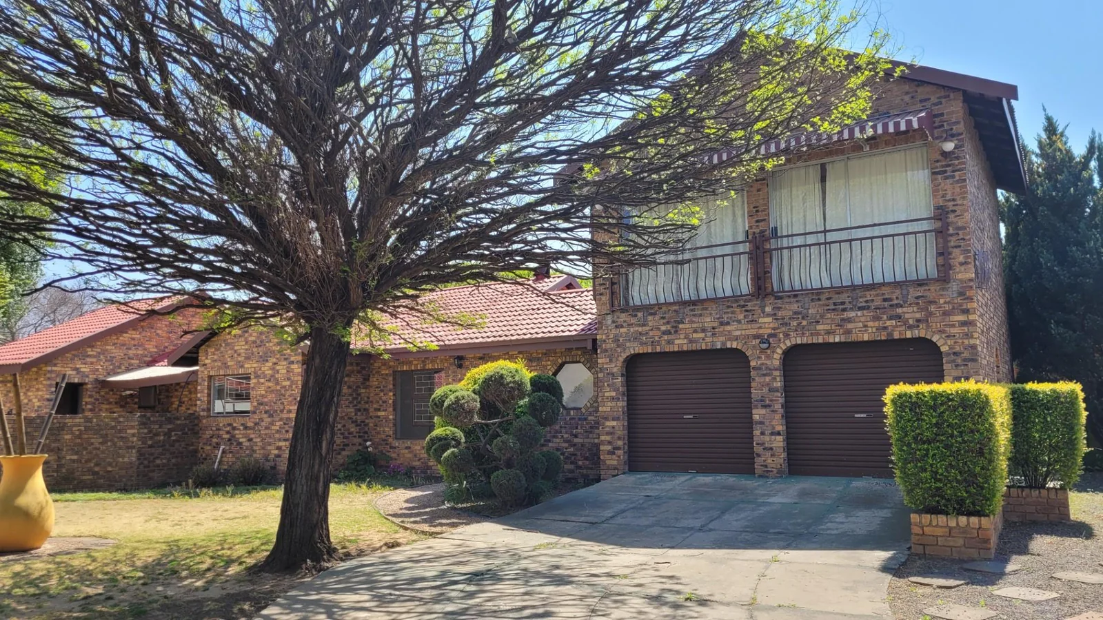 3 Bedroom home in quiet neighbourhood.