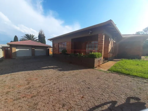 76 De Wit, Horison, Roodepoort