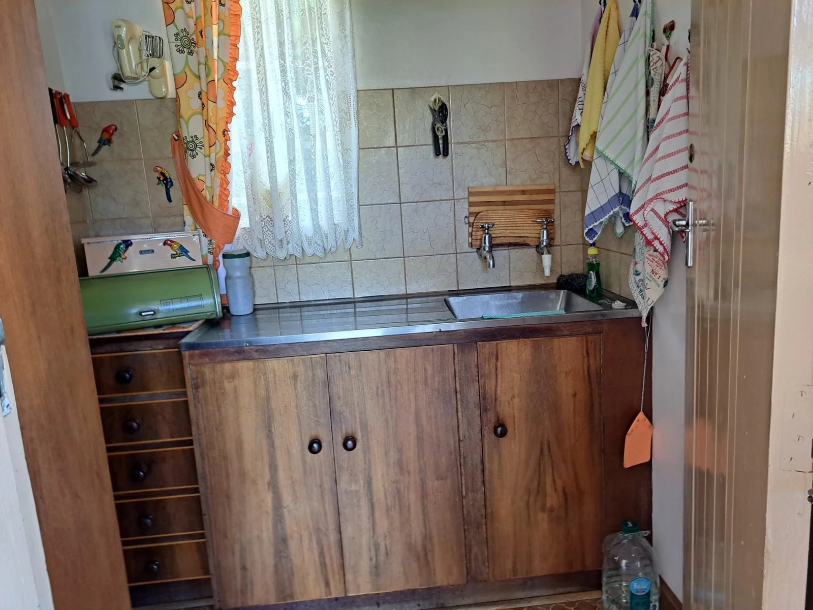 Neat & Tidy 3 bedroom house for sale in Bayswater