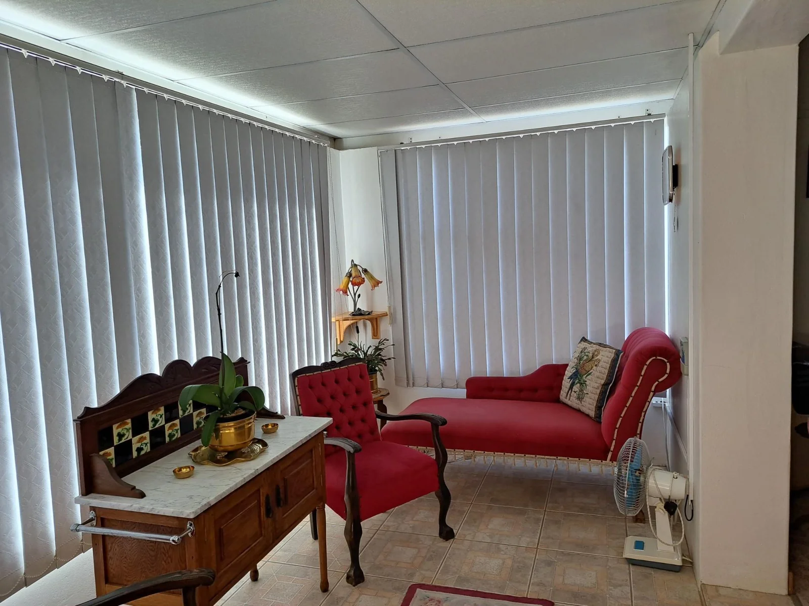 Neat & Tidy 3 bedroom house for sale in Bayswater