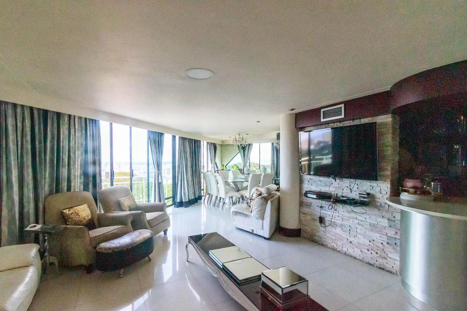 Ready made Classy  2.5  Bedroom Apartment