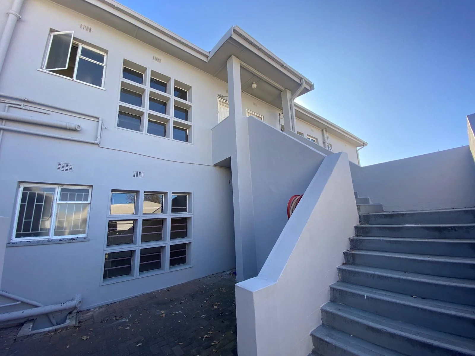 Well-maintained commercial property with 4 units for sale!