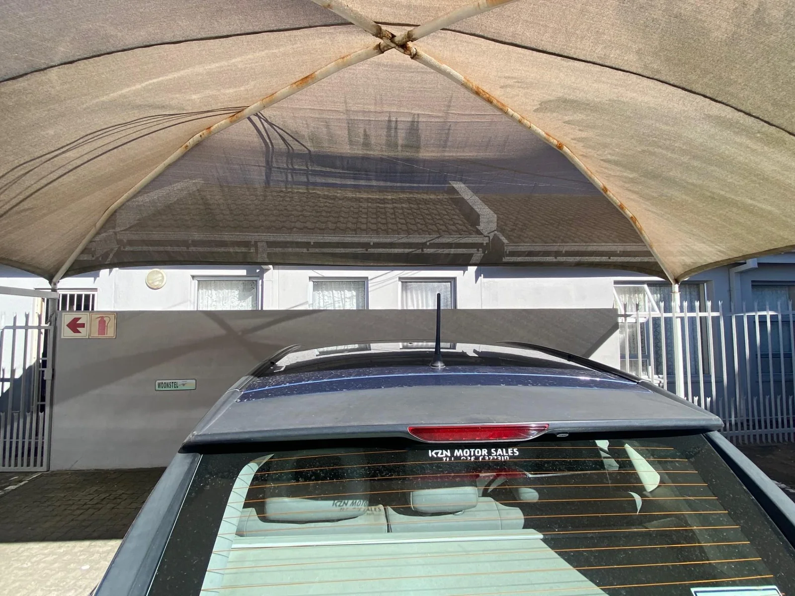 Well-maintained commercial property with 4 units for sale!