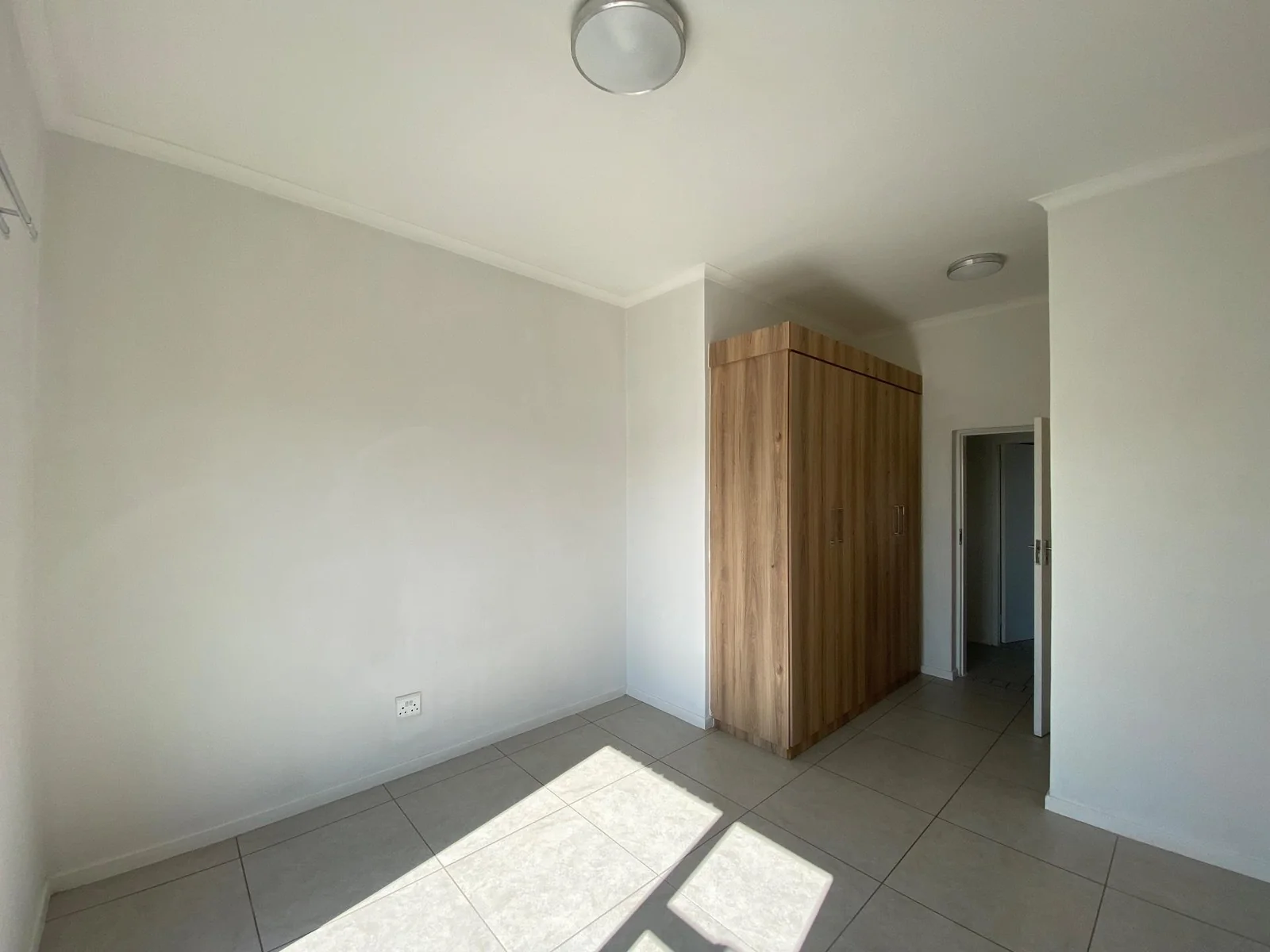 2 Bedroom Modern Apartment To Let in Hereford Estate