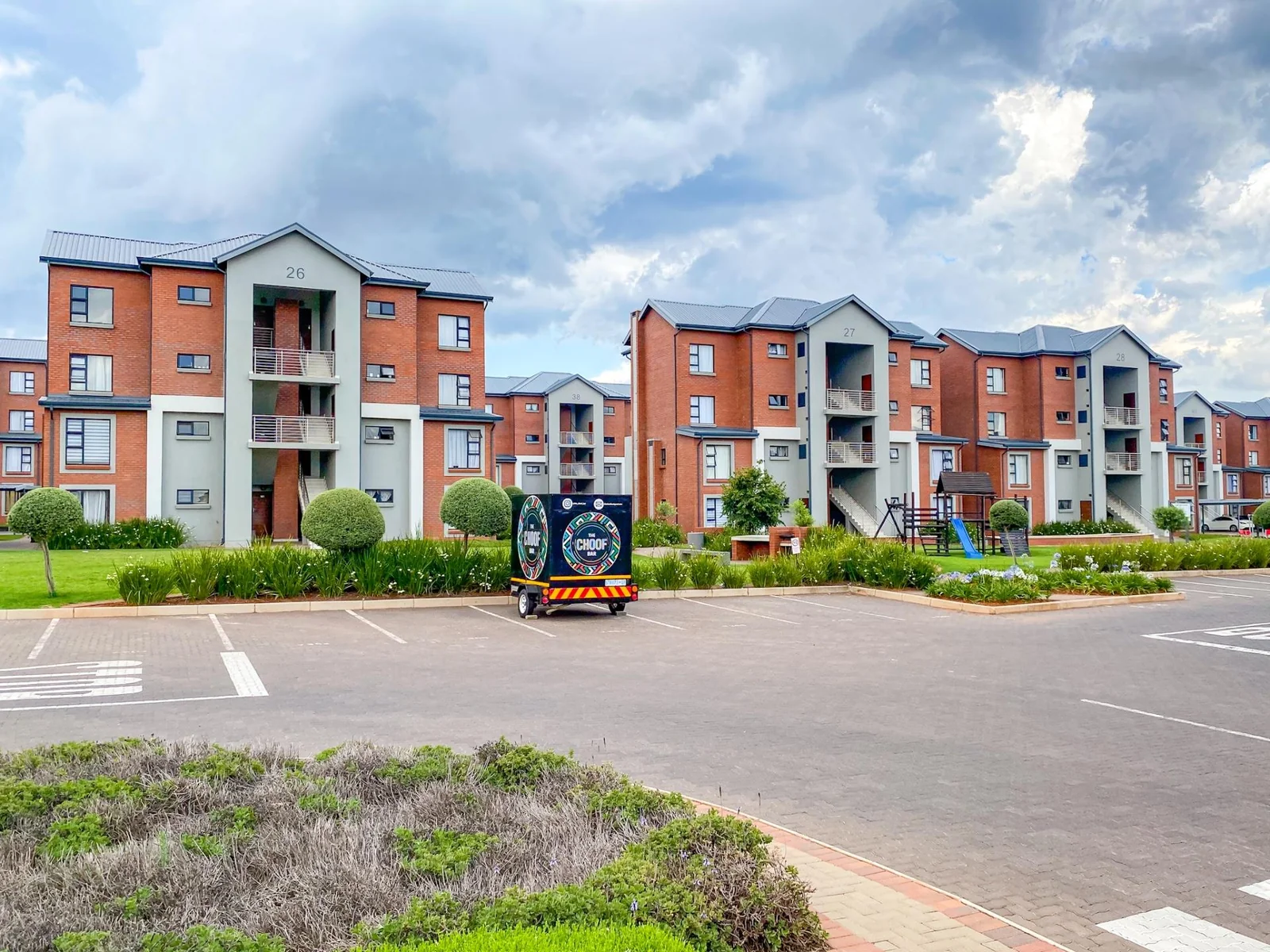 2 Bedroom Modern Apartment To Let in Hereford Estate