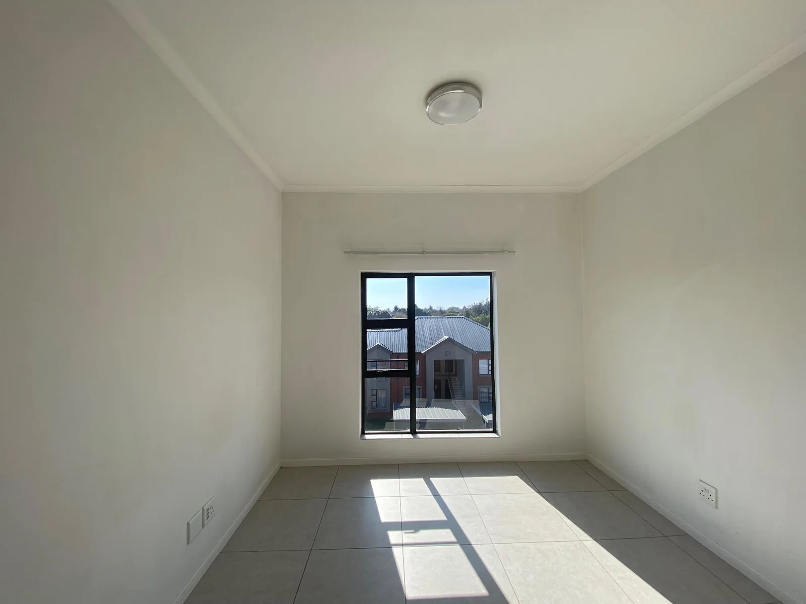 2 Bedroom Modern Apartment To Let in Hereford Estate