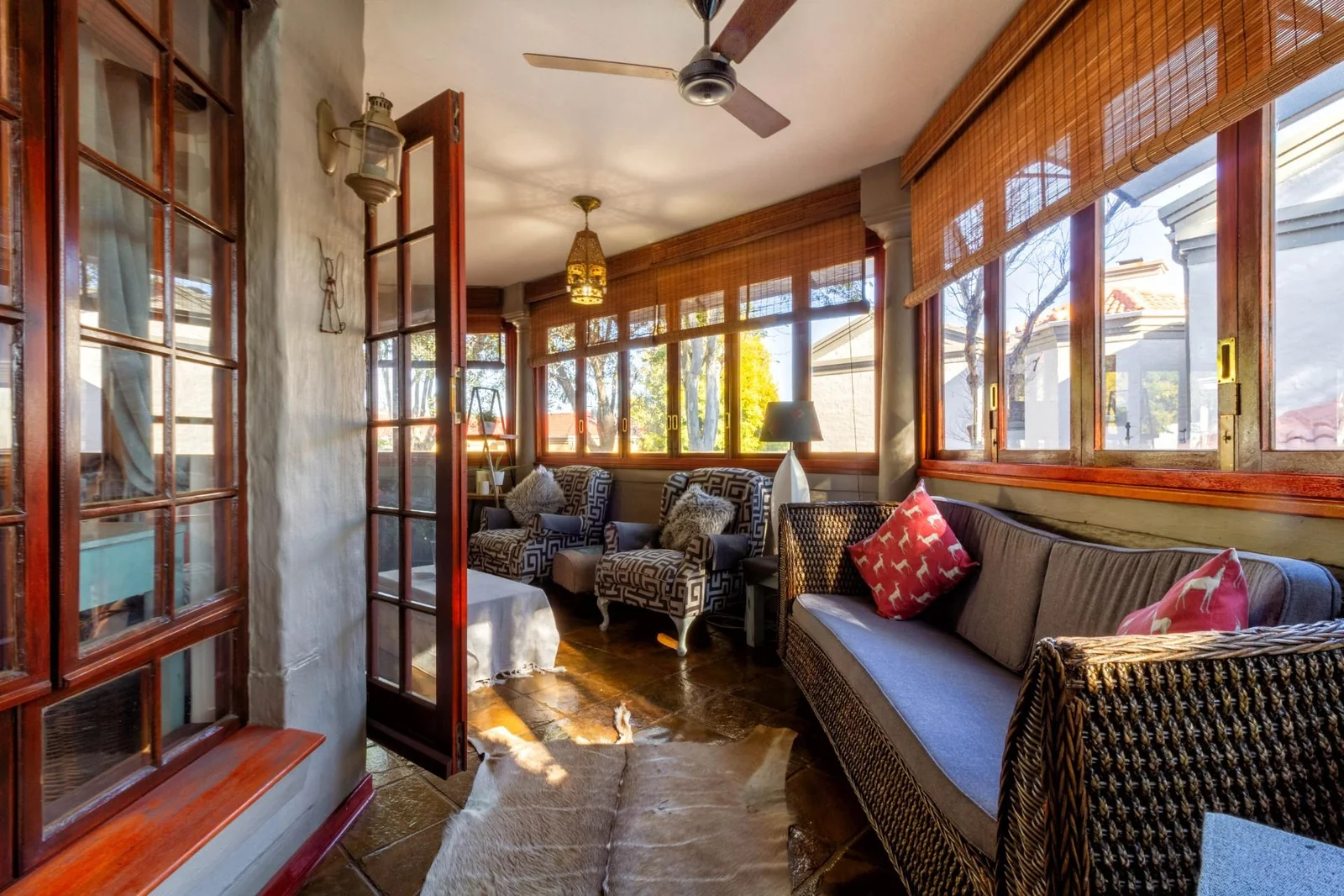 Three Bedrooms,  Off the Grid, Three Baths, Swimming Pool, Double Garage