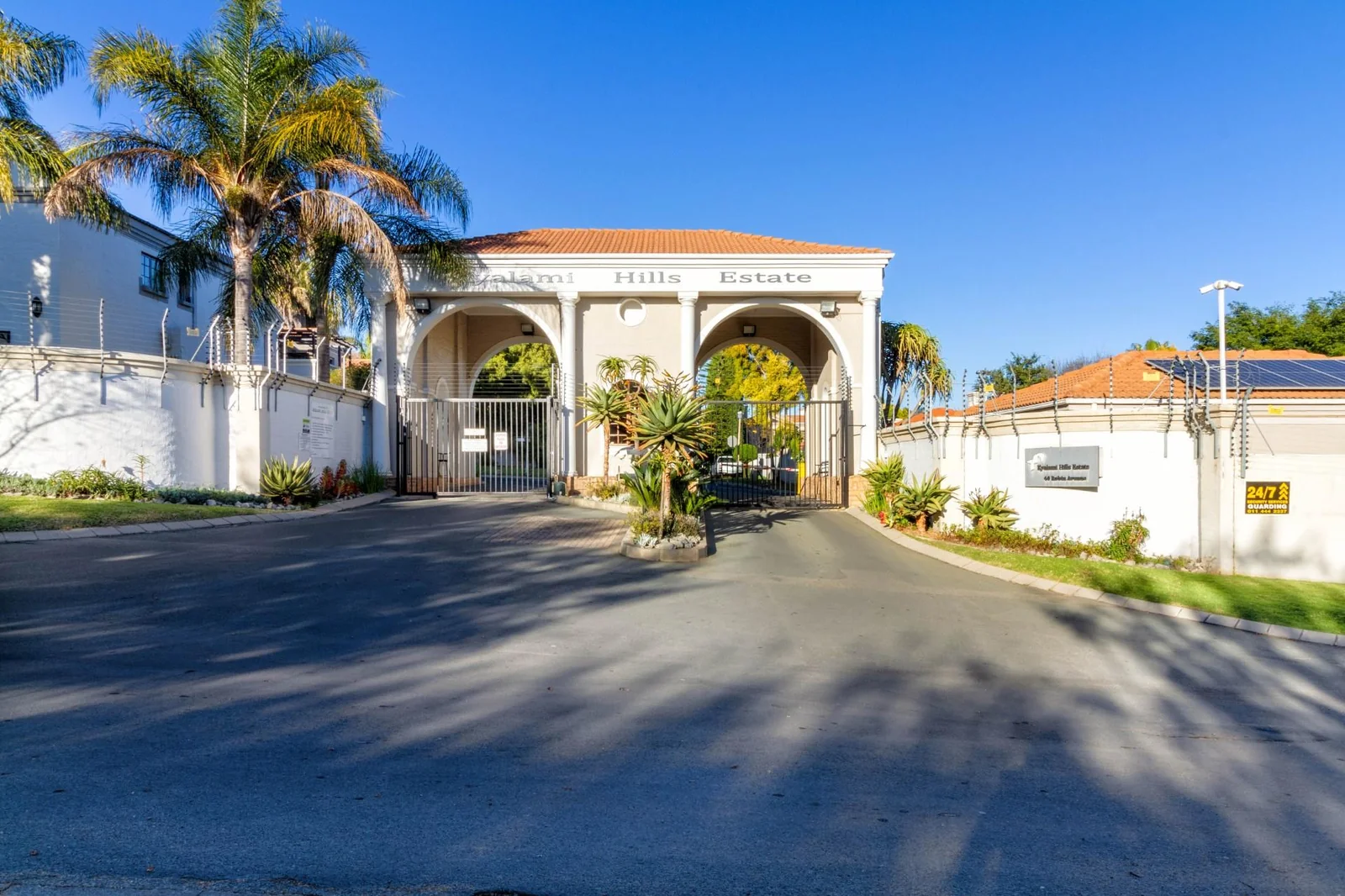 Three Bedrooms,  Off the Grid, Three Baths, Swimming Pool, Double Garage