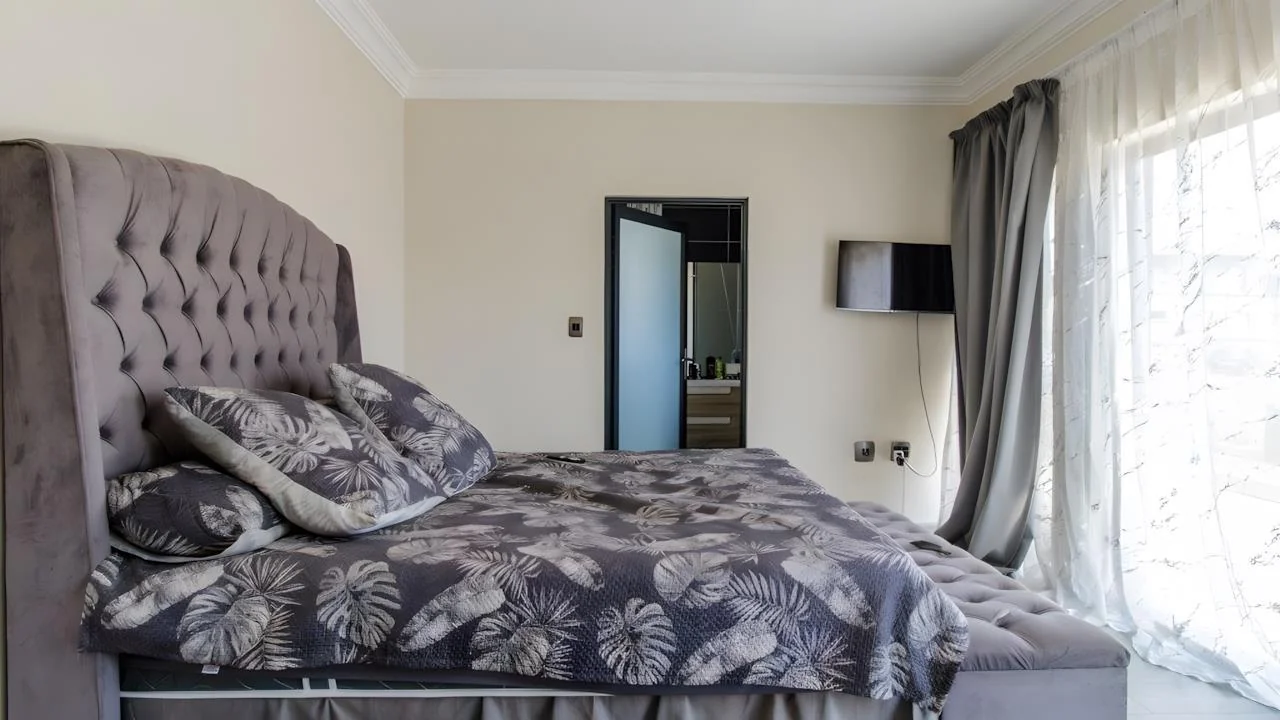 Spacious 5 Bedroom Modern House in Midrand with Secure Living and Prime Location