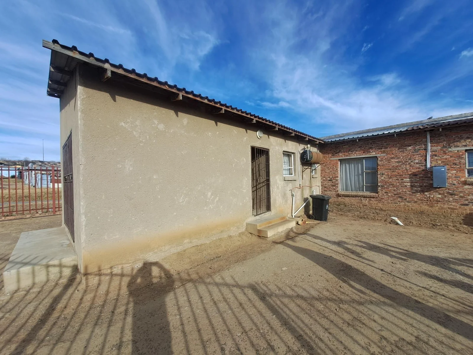 Duet for sale.  Two spacious houses on one stand.