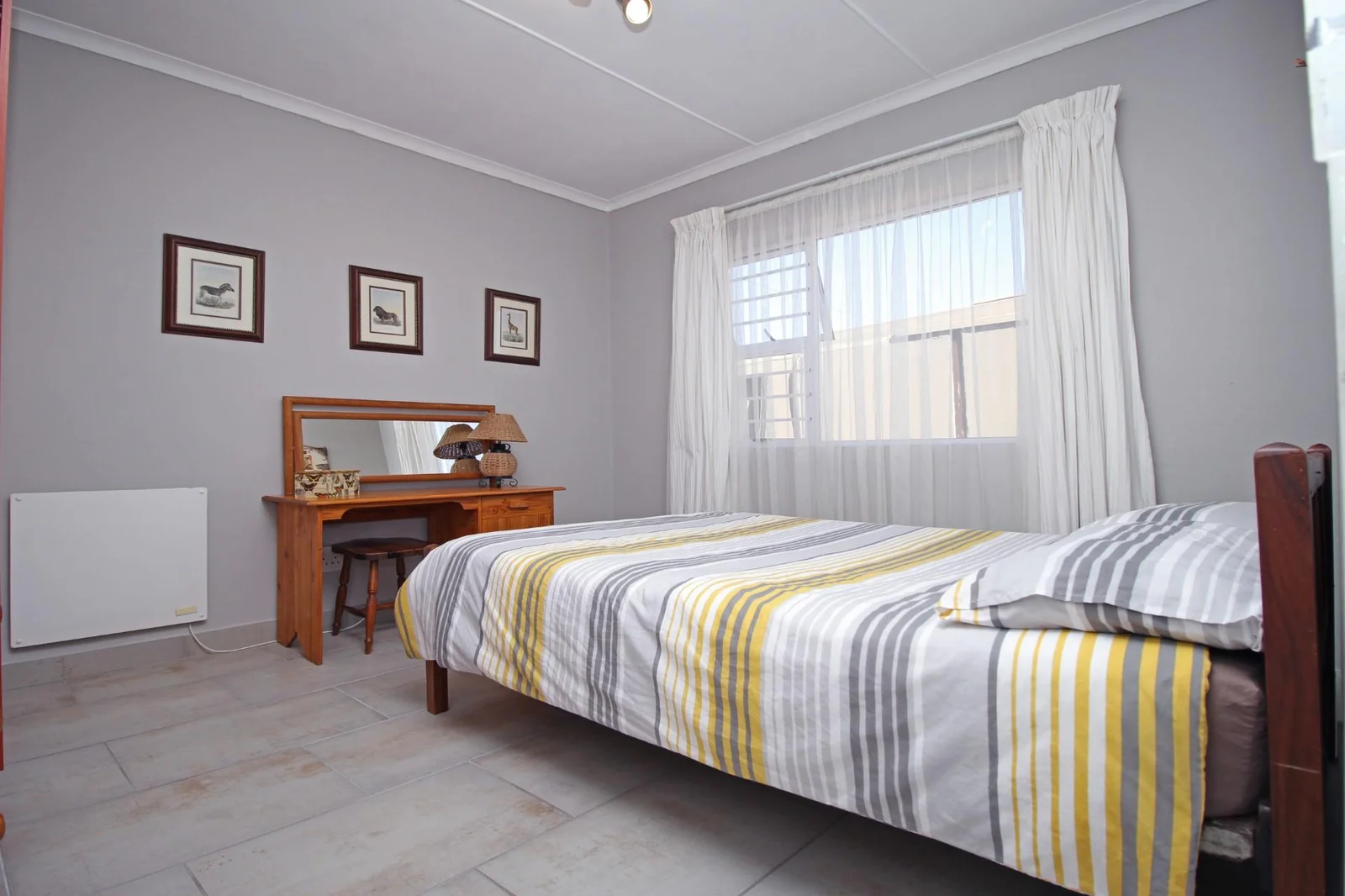 Stunning 5-Bedroom Family Home in Roodekrans with Breathtaking Views!