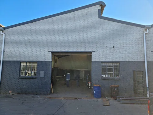 2 BP, Montague Gardens, Milnerton