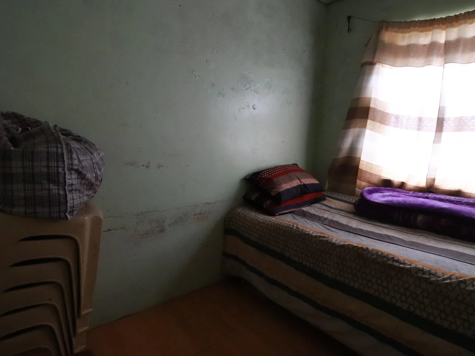 Beautiful Two Bedroom Home with Spacious Backyard