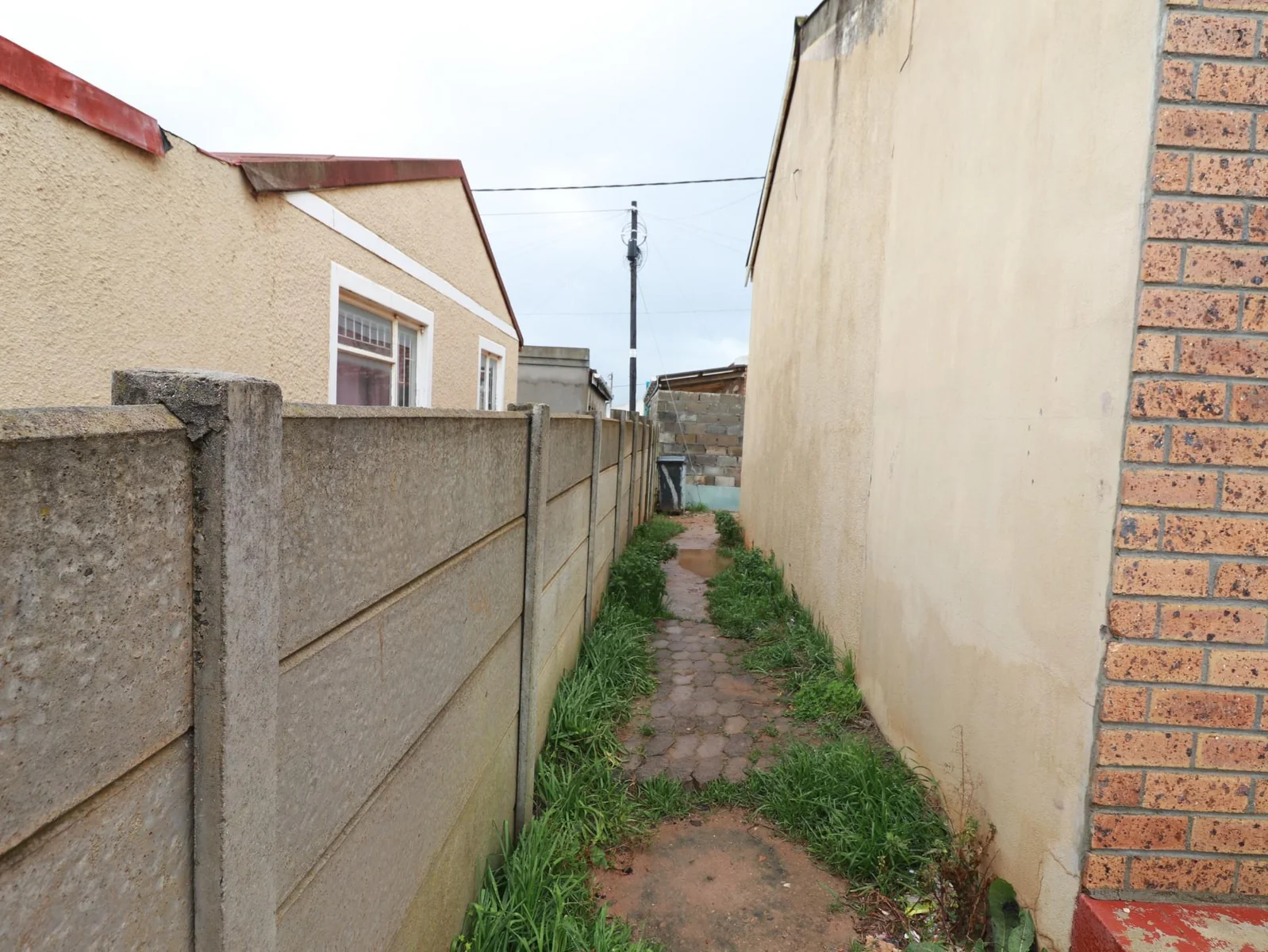 Beautiful Two Bedroom Home with Spacious Backyard