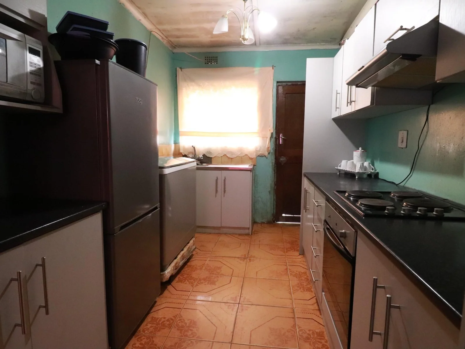 Beautiful Two Bedroom Home with Spacious Backyard