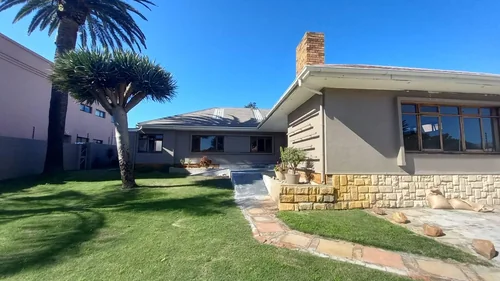 Milnerton Central, Milnerton
