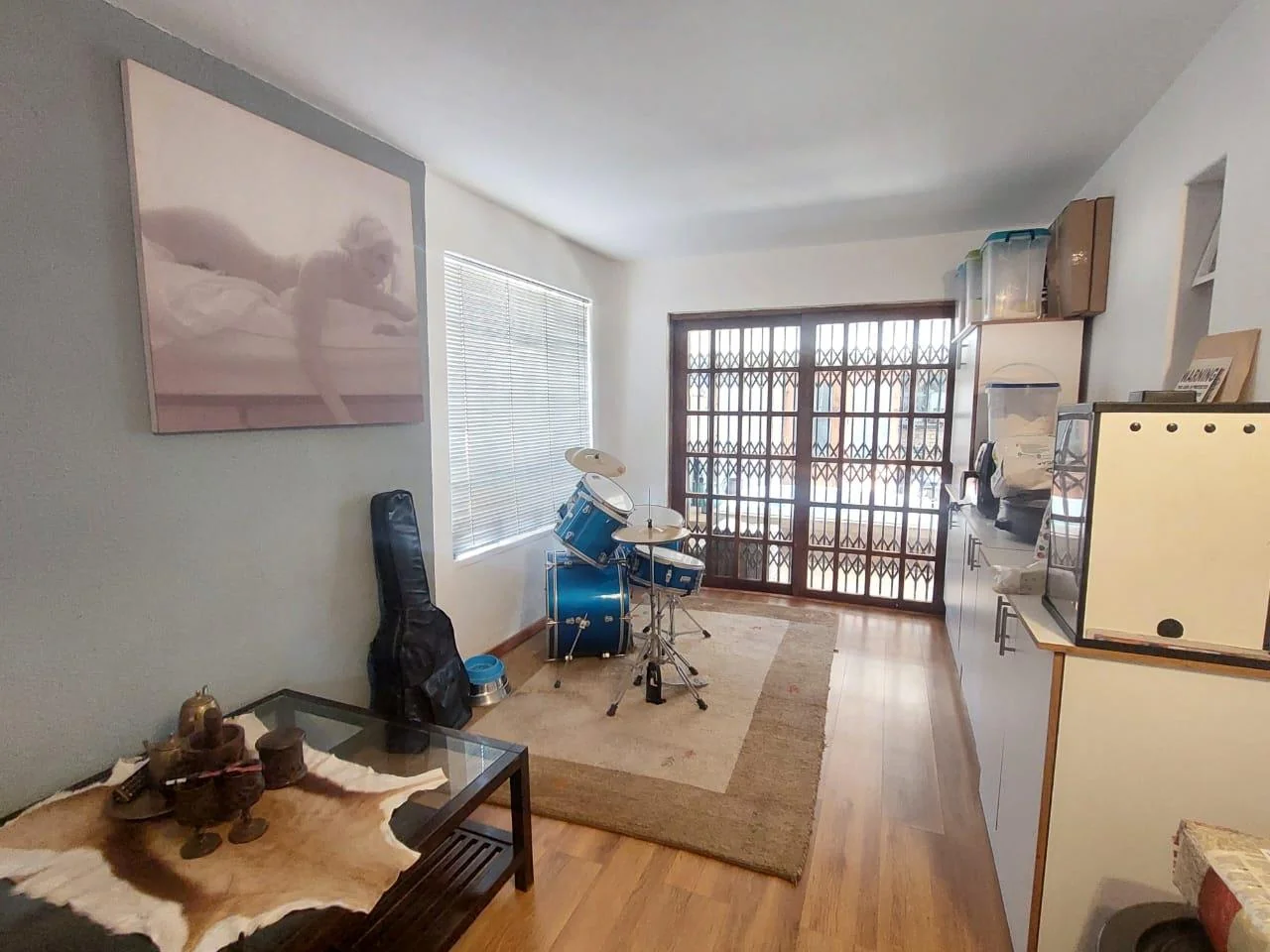 ELITE PROPERTY IN PEACEHAVEN WITH A LOT OF POTENTIAL FOR GUEST HOUSE, RENTAL & RESIDENTIAL PURPOSES