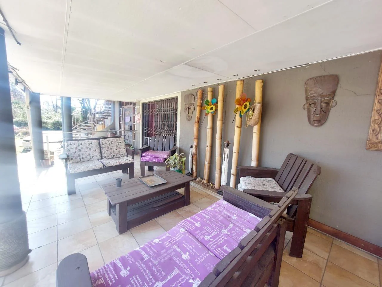 ELITE PROPERTY IN PEACEHAVEN WITH A LOT OF POTENTIAL FOR GUEST HOUSE, RENTAL & RESIDENTIAL PURPOSES