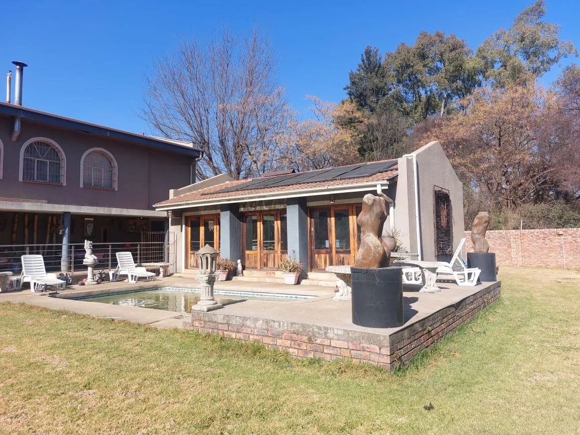 ELITE PROPERTY IN PEACEHAVEN WITH A LOT OF POTENTIAL FOR GUEST HOUSE, RENTAL & RESIDENTIAL PURPOSES