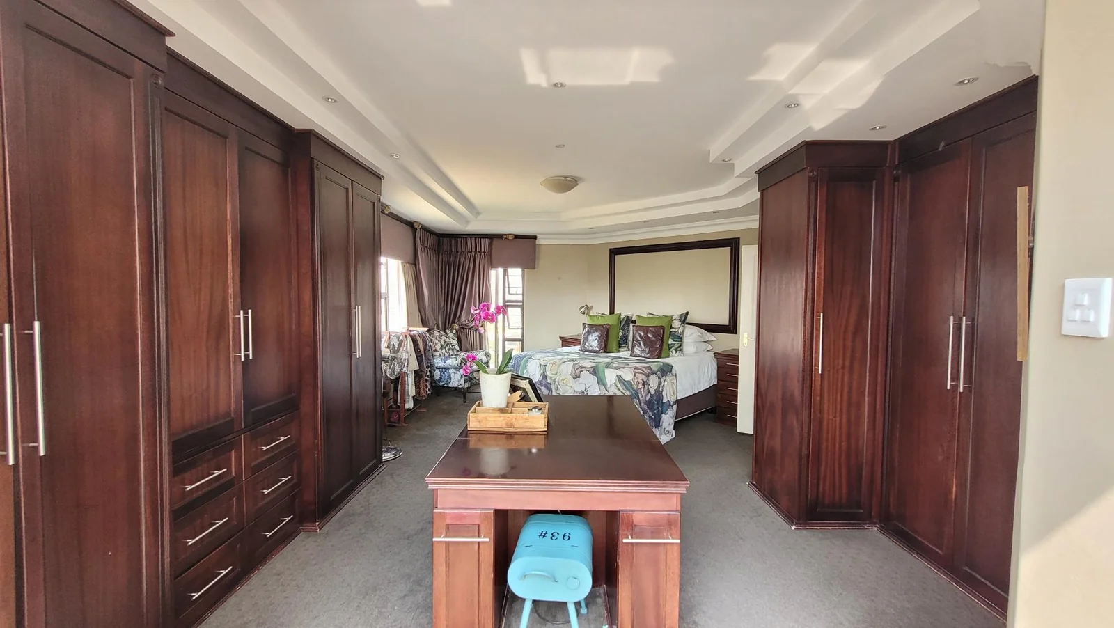 Home, office and entertainment all under one roof in Eureka.