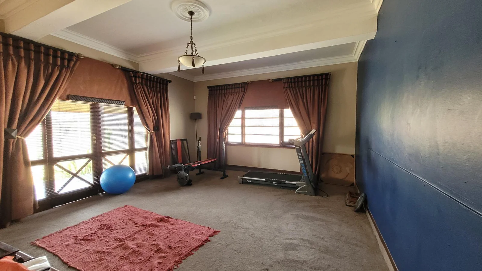 Home, office and entertainment all under one roof in Eureka.