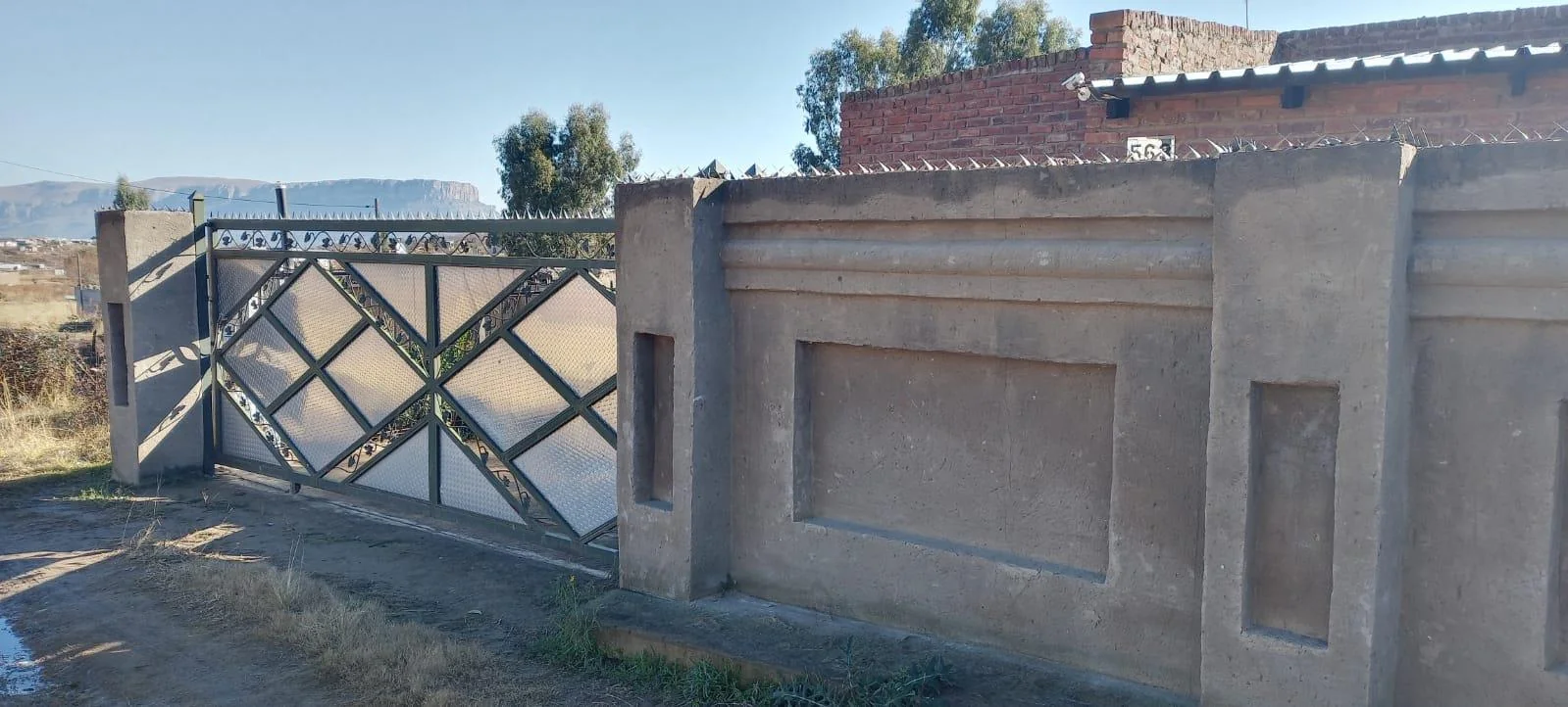 Spacious 4 bedroom hous