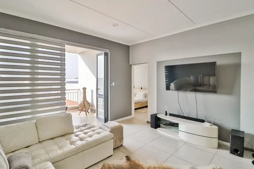 28 Greenstone, Greenstone Hill, Edenvale