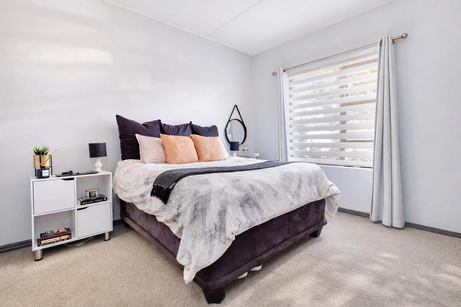 2 Bedroom 2 Bathroom Ground Floor Unit with exclusive use garden