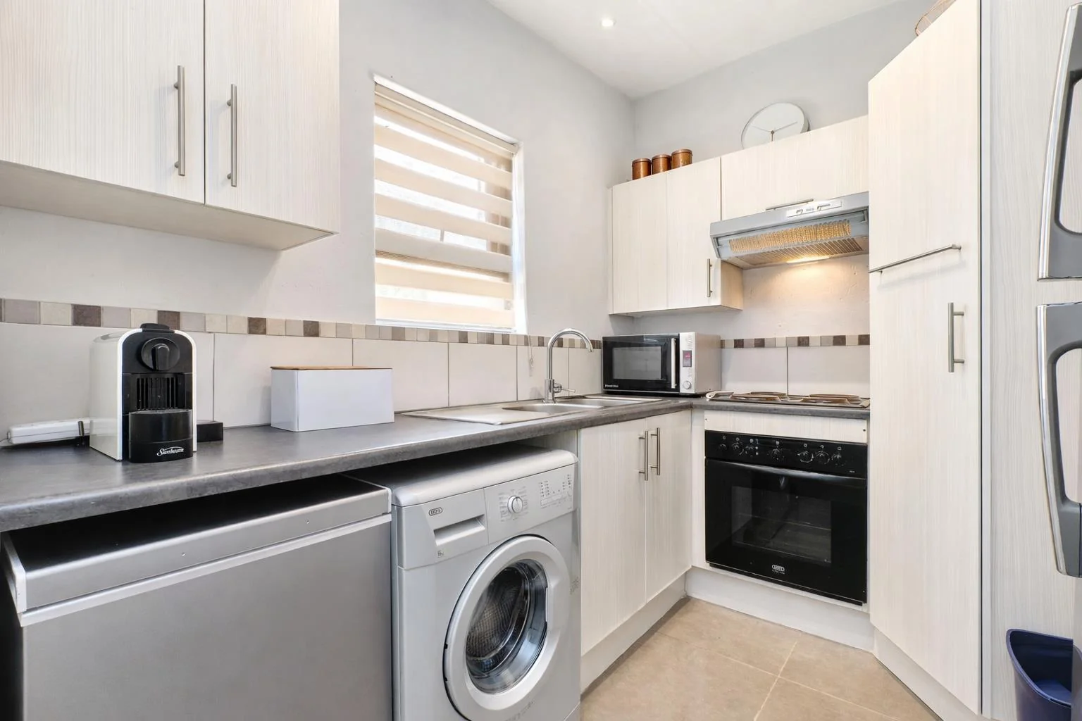2 Bedroom 2 Bathroom Ground Floor Unit with exclusive use garden