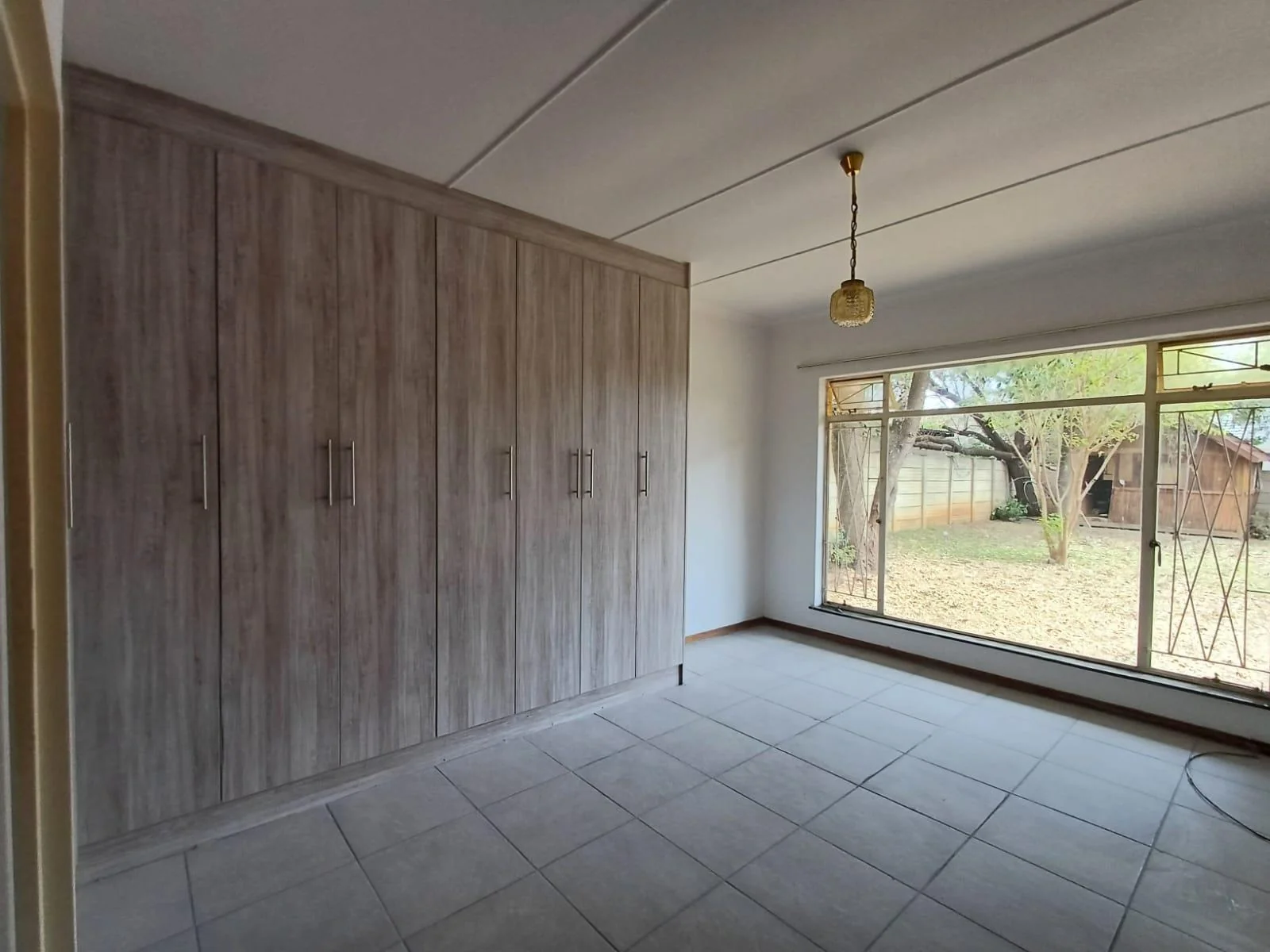 Spacious 3 Bedroom House to Rent in Pellissier!