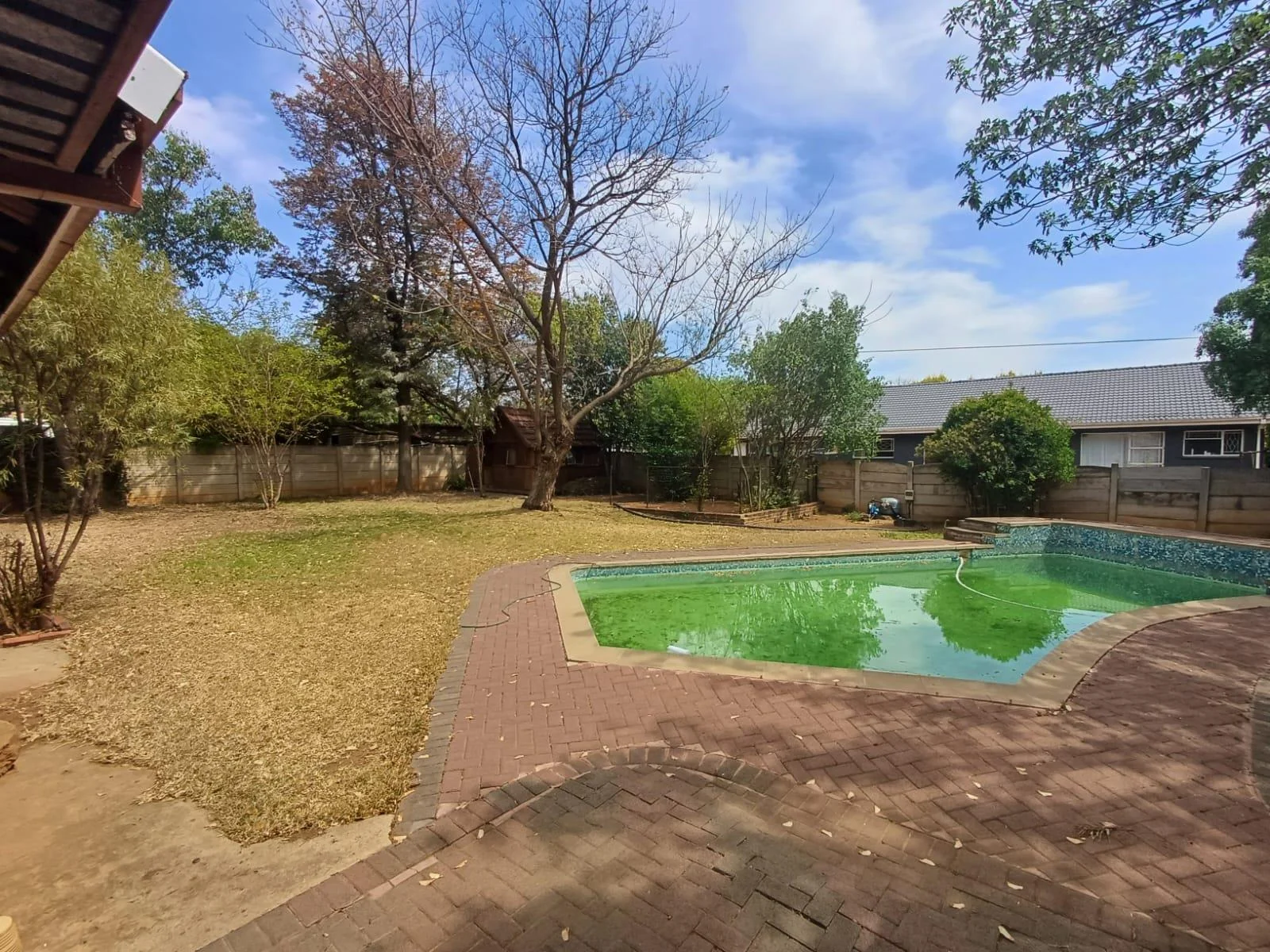 Spacious 3 Bedroom House to Rent in Pellissier!