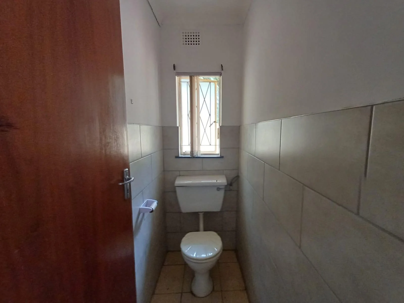 Spacious 3 Bedroom House to Rent in Pellissier!