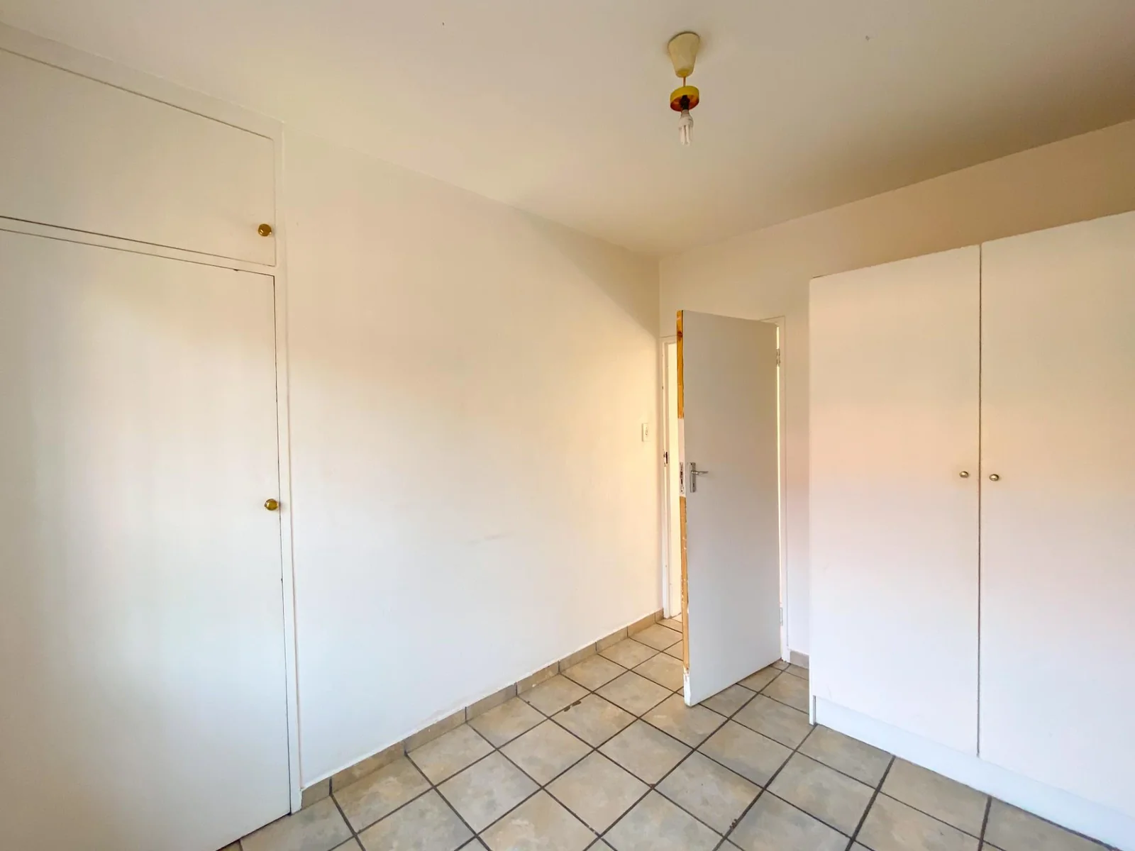 2 Bedroom Apartment To Let in a quiet complex within Pierre van Ryneveld<br/>*Perfect for Young Professionals* Occupation date : 1 May 2026