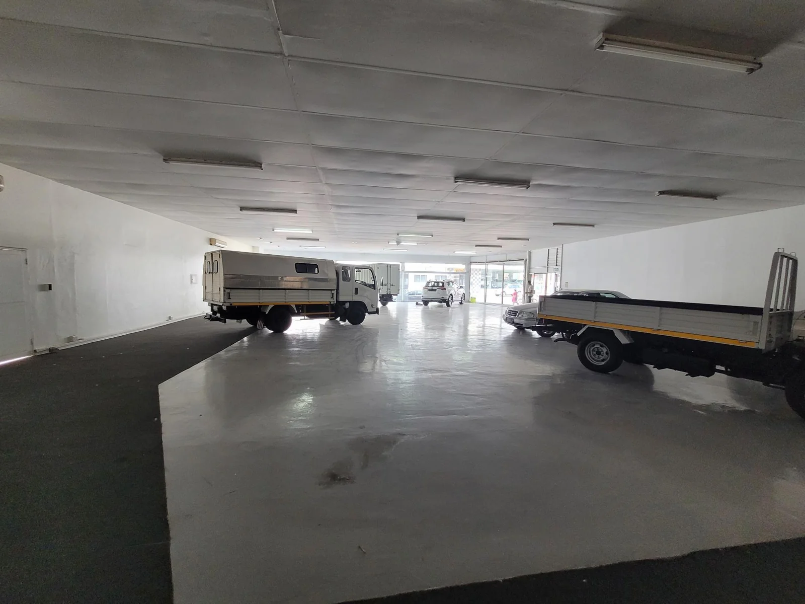 Showroom immediately available.