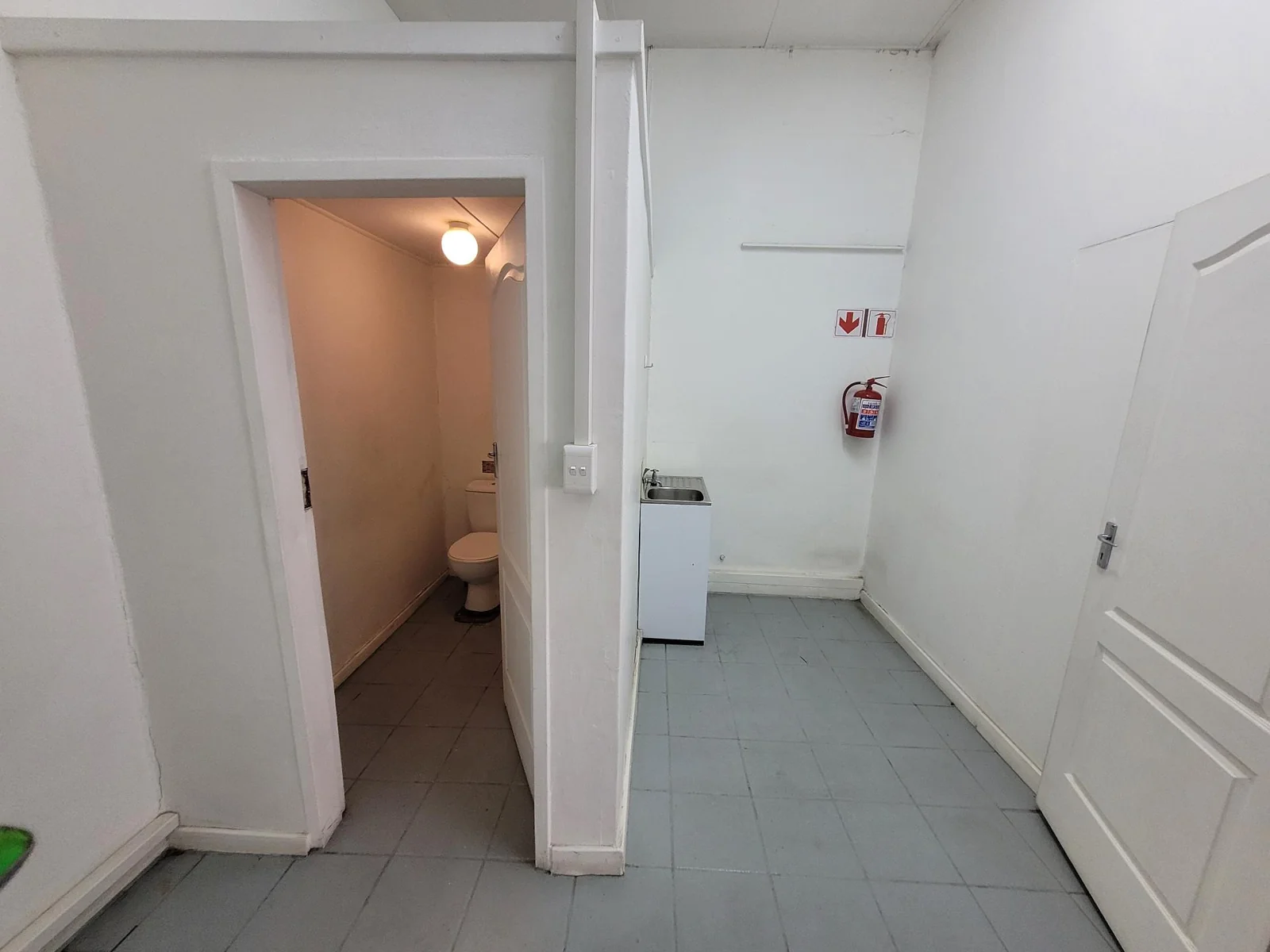 Showroom immediately available.